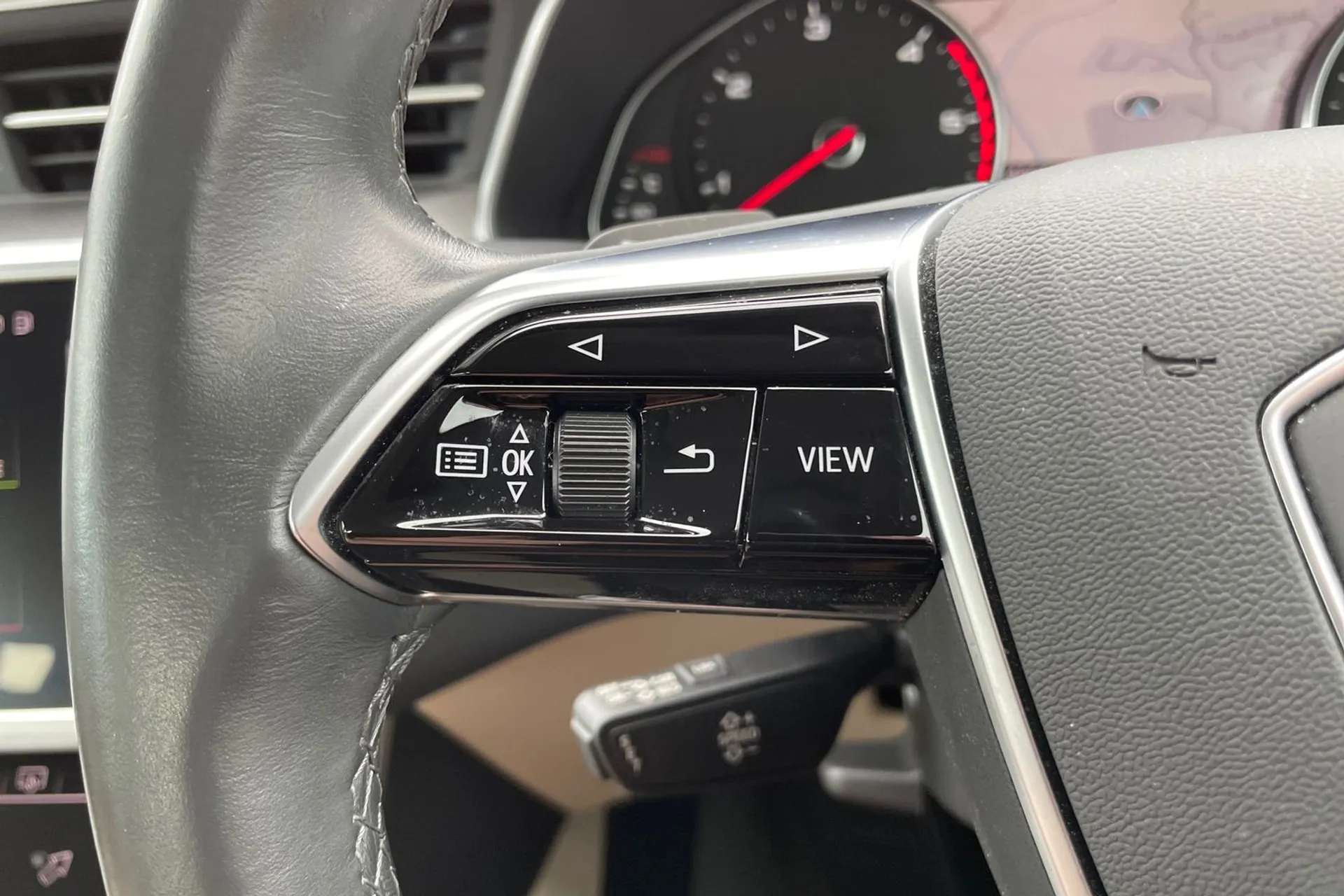 2021 AUDI A6 2021 AUDI A6