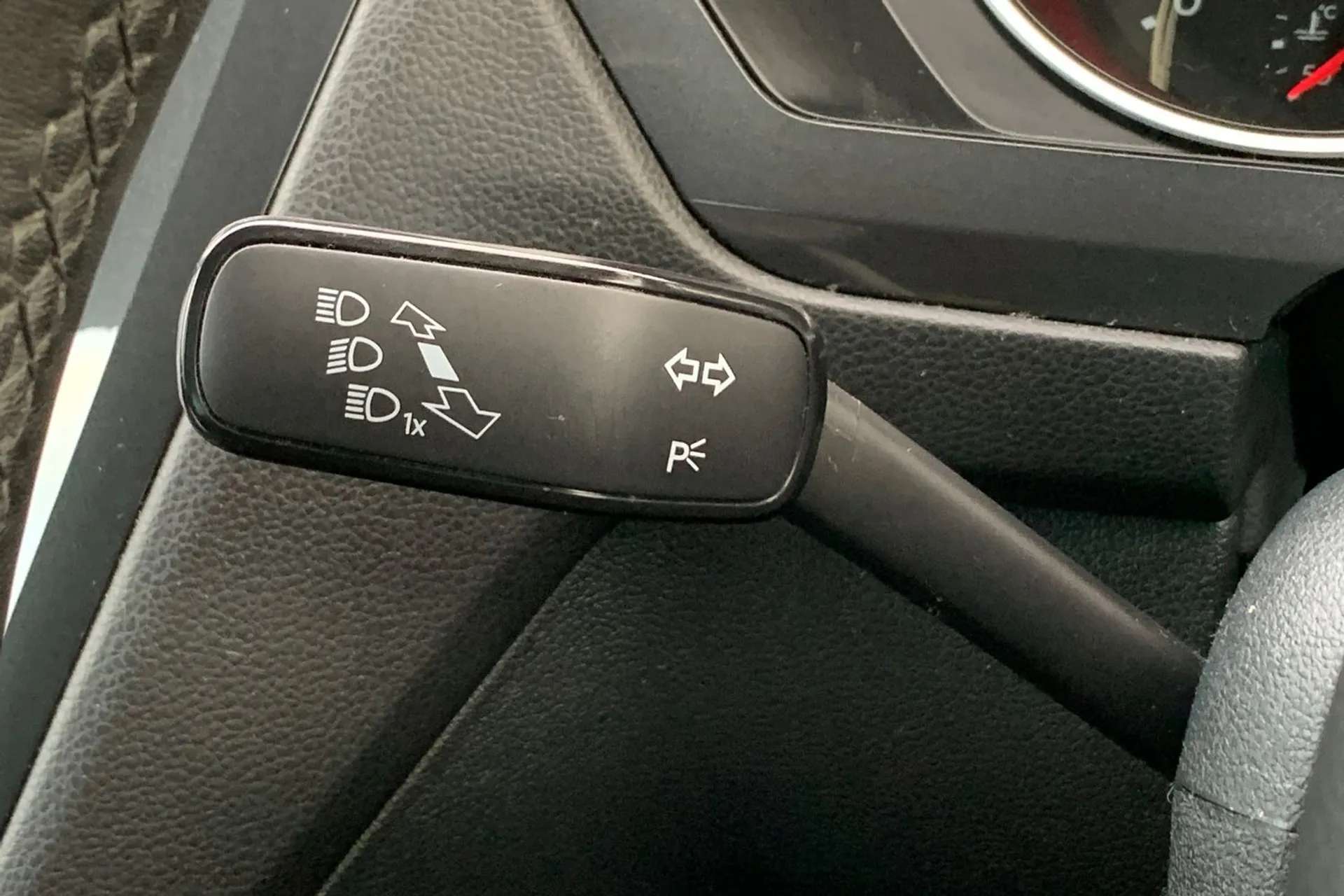 2019 VOLKSWAGEN TIGUAN 2019 VOLKSWAGEN TIGUAN