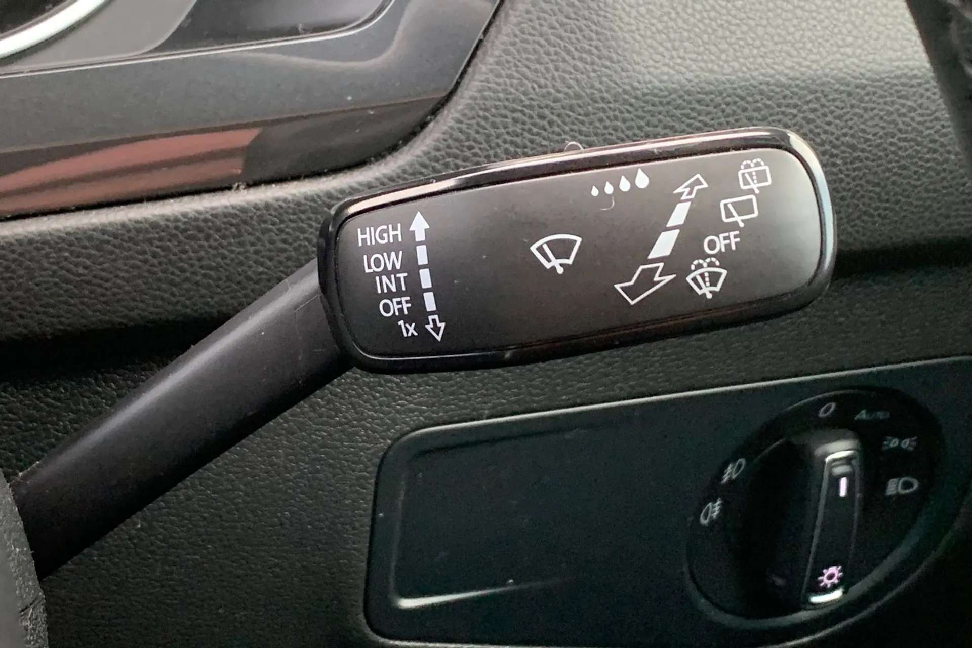 2019 VOLKSWAGEN TIGUAN 2019 VOLKSWAGEN TIGUAN