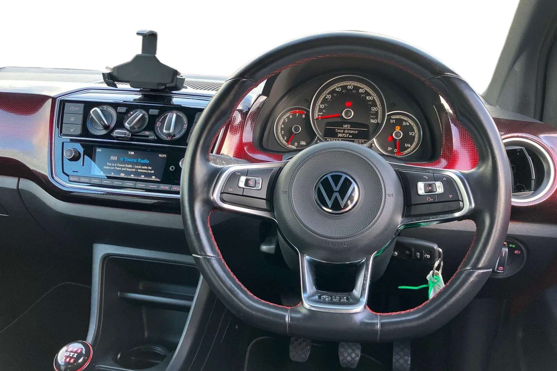 2022 VOLKSWAGEN UP 2022 VOLKSWAGEN UP