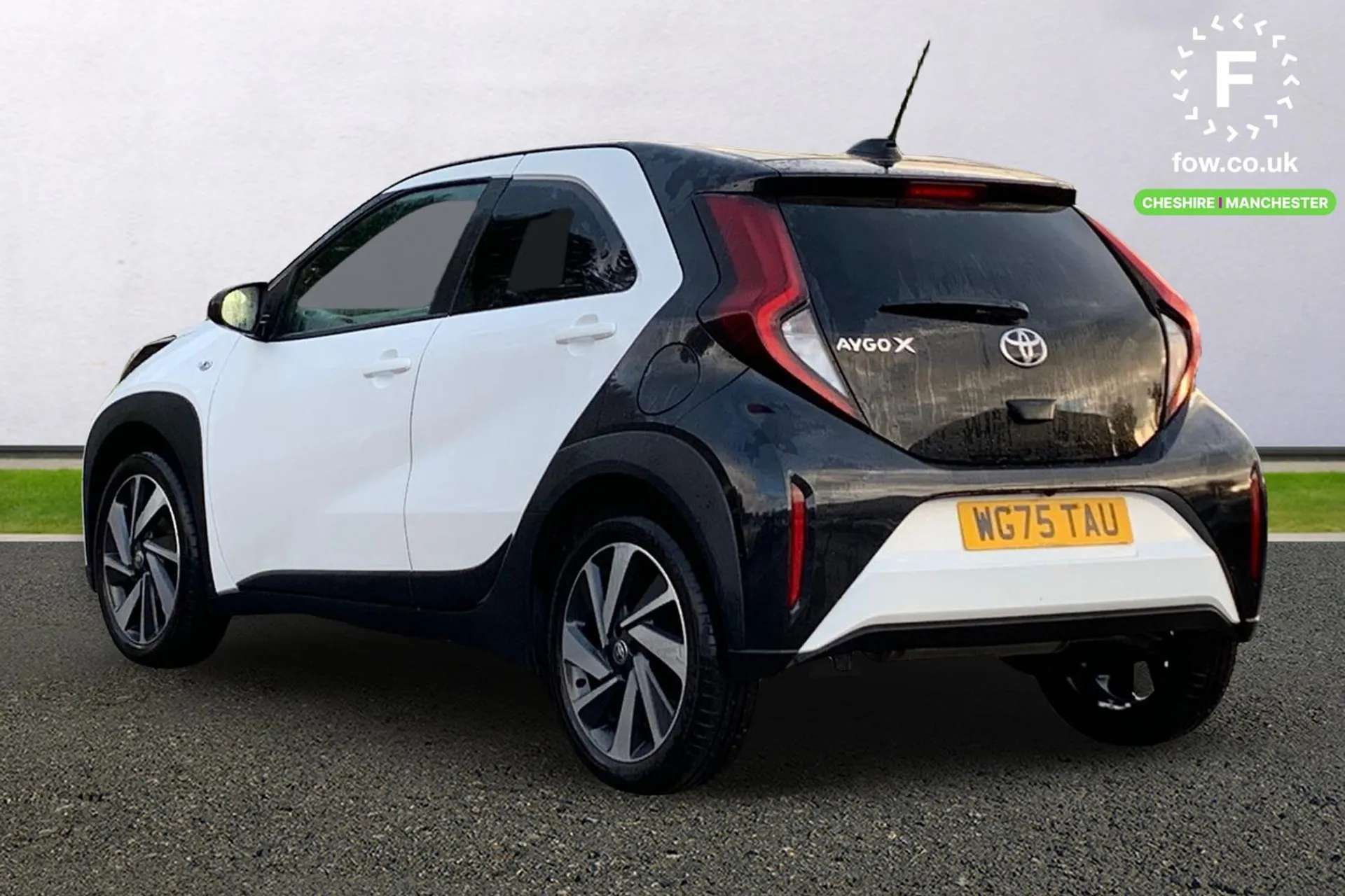 2025 TOYOTA AYGO X 2025 TOYOTA AYGO X