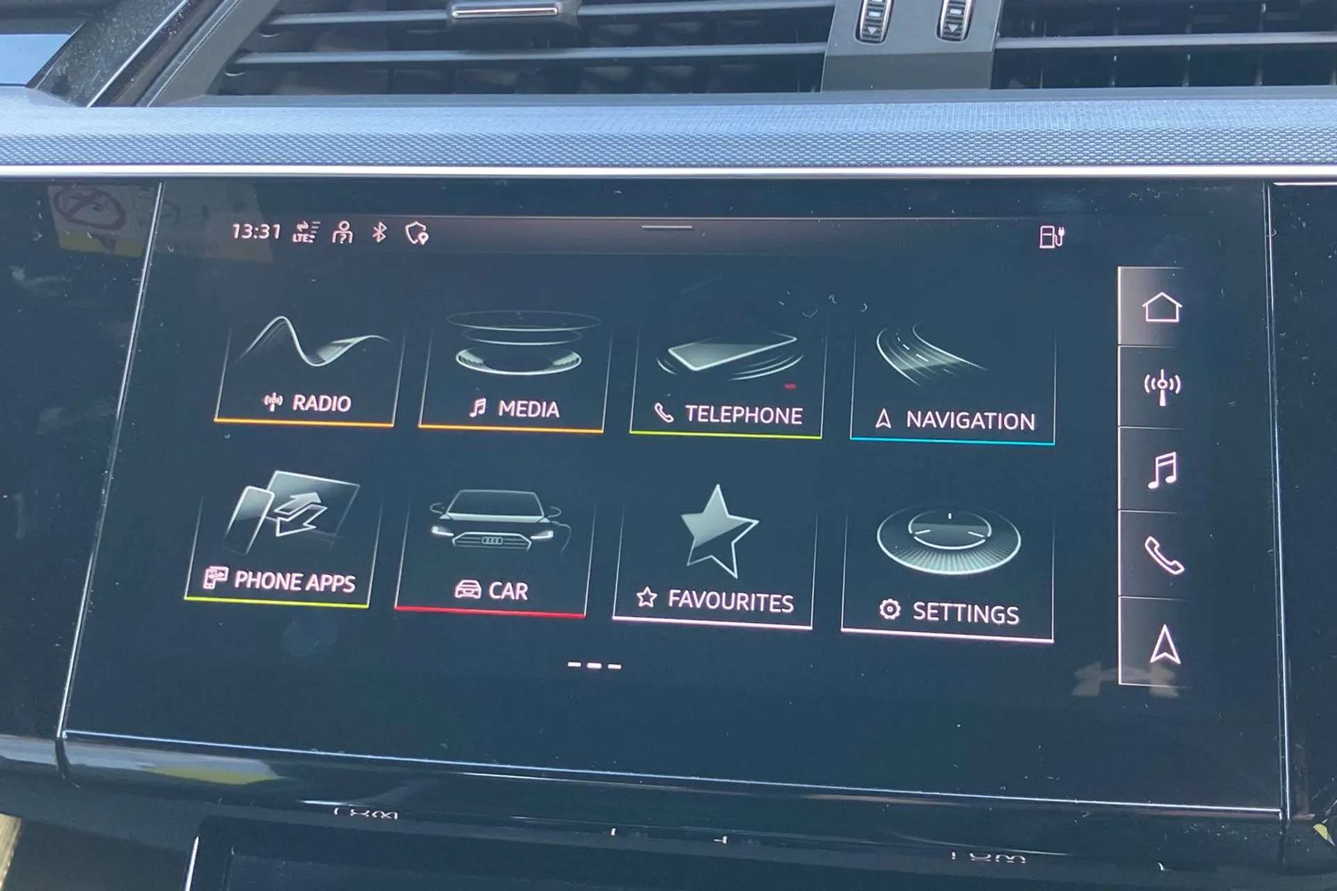 2023 AUDI Q8 2023 AUDI Q8