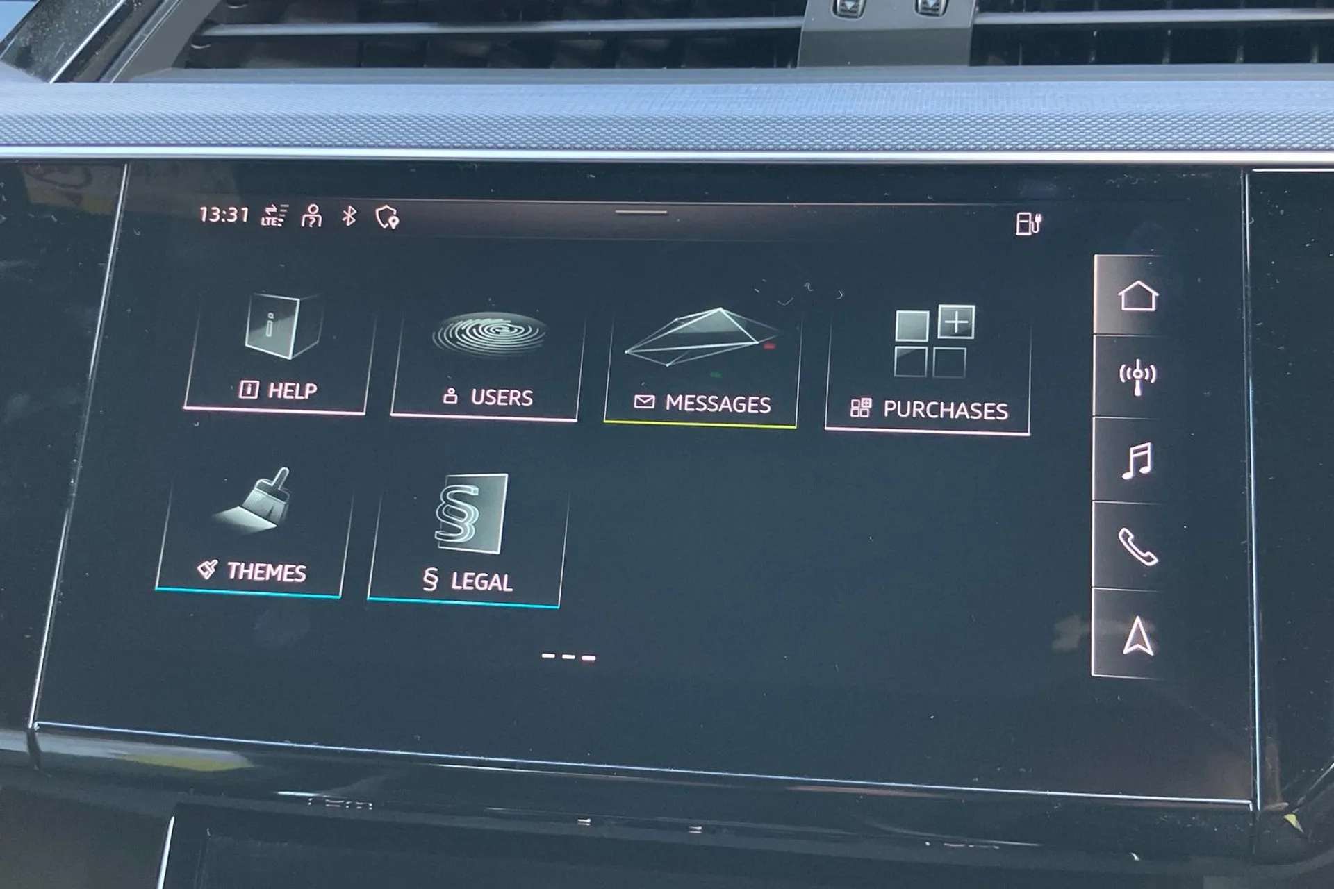2023 AUDI Q8 2023 AUDI Q8