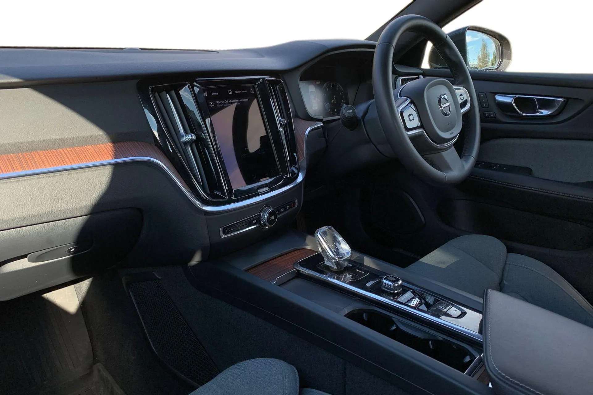 2020 VOLVO S60 2020 VOLVO S60