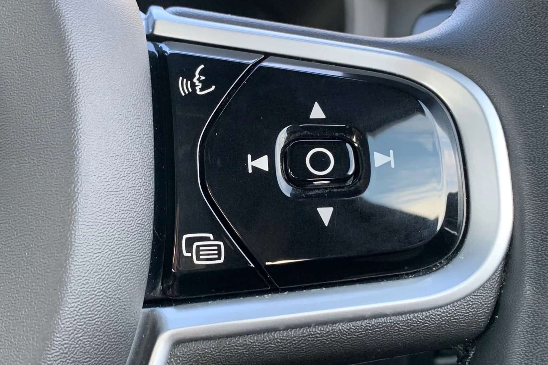 2020 VOLVO S60 2020 VOLVO S60