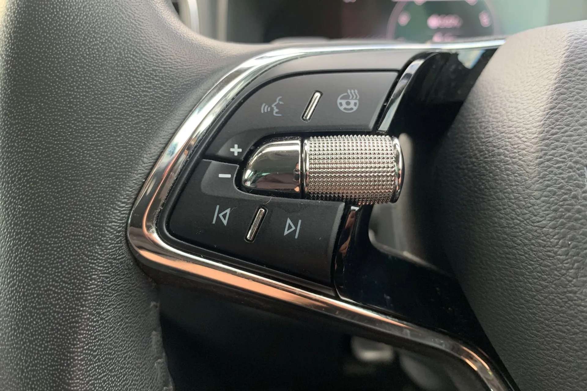 2024 SKODA KAROQ 2024 SKODA KAROQ