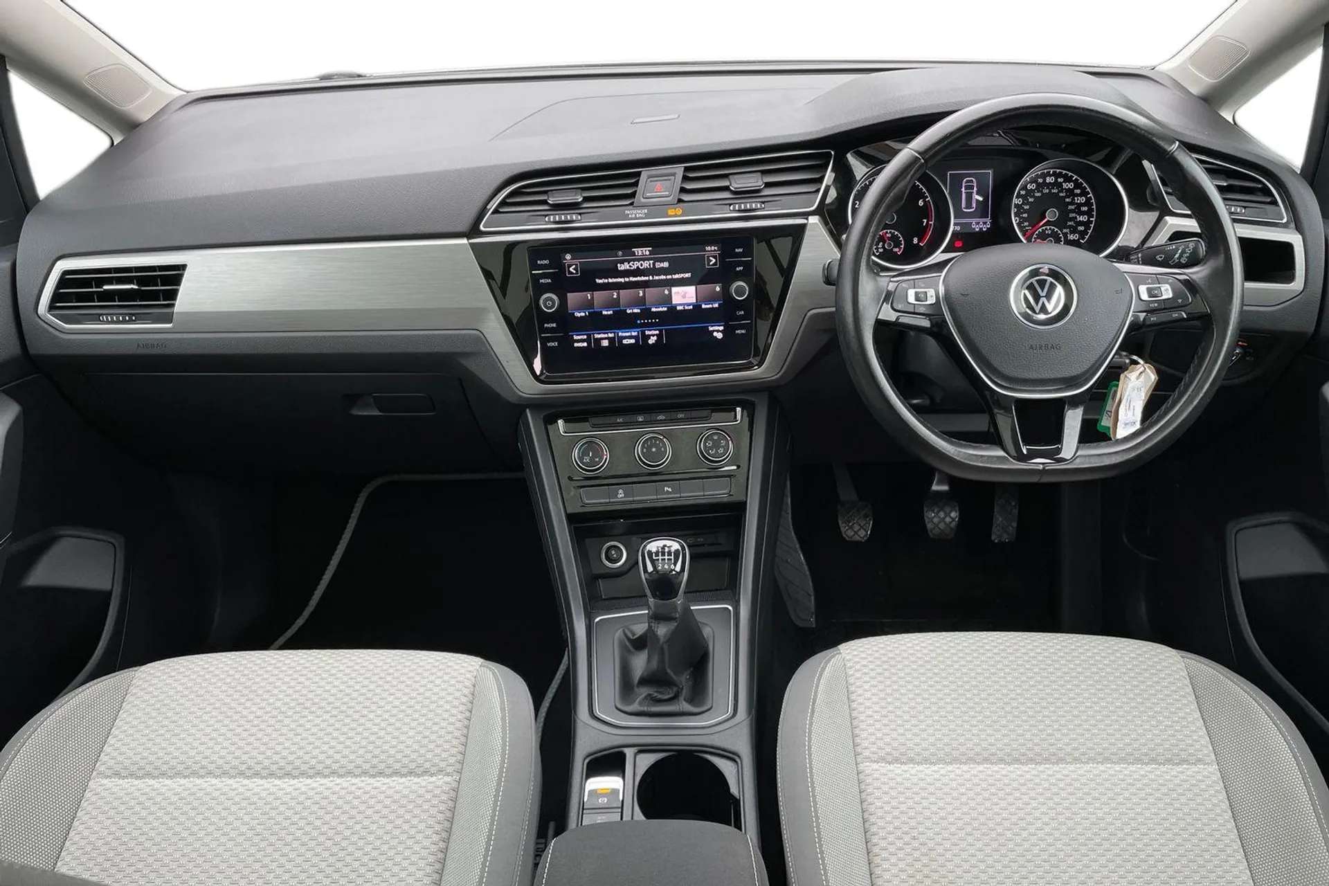 2021 VOLKSWAGEN TOURAN 2021 VOLKSWAGEN TOURAN