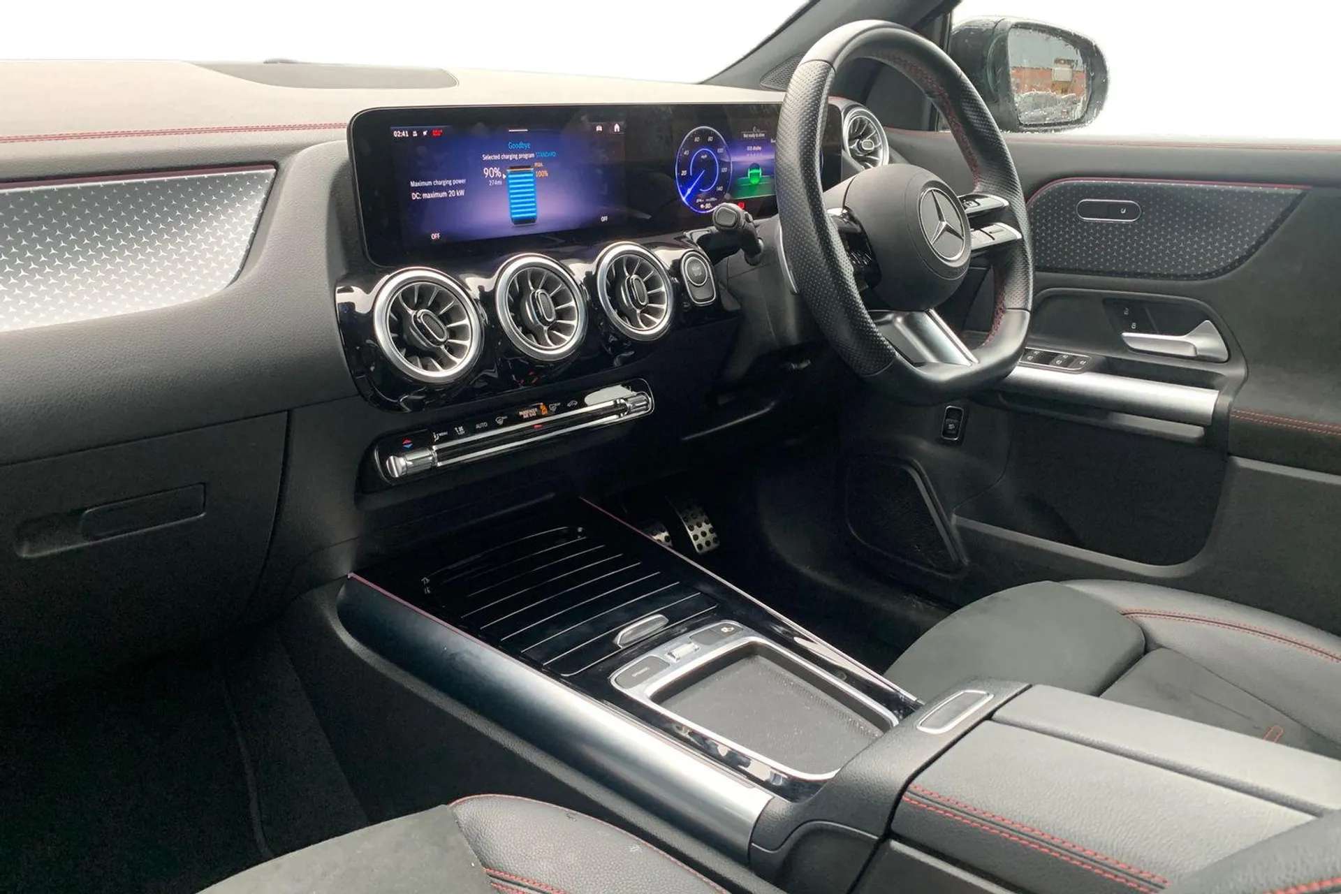 A 2024 MERCEDES-BENZ EQA EQA 250+ 140kW AMG Line Executive 70.5kWh 5dr Auto [Parking Pack, Mirror package without dimming interior and drivers exterior mirrors, AMG Line bodys A 2024 MERCEDES-BENZ EQA EQA 250+ 140kW AMG Line Executive 70.5kWh 5dr Auto [Parking Pack, Mirror package without dimming interior and drivers exterior mirrors, AMG Line bodys