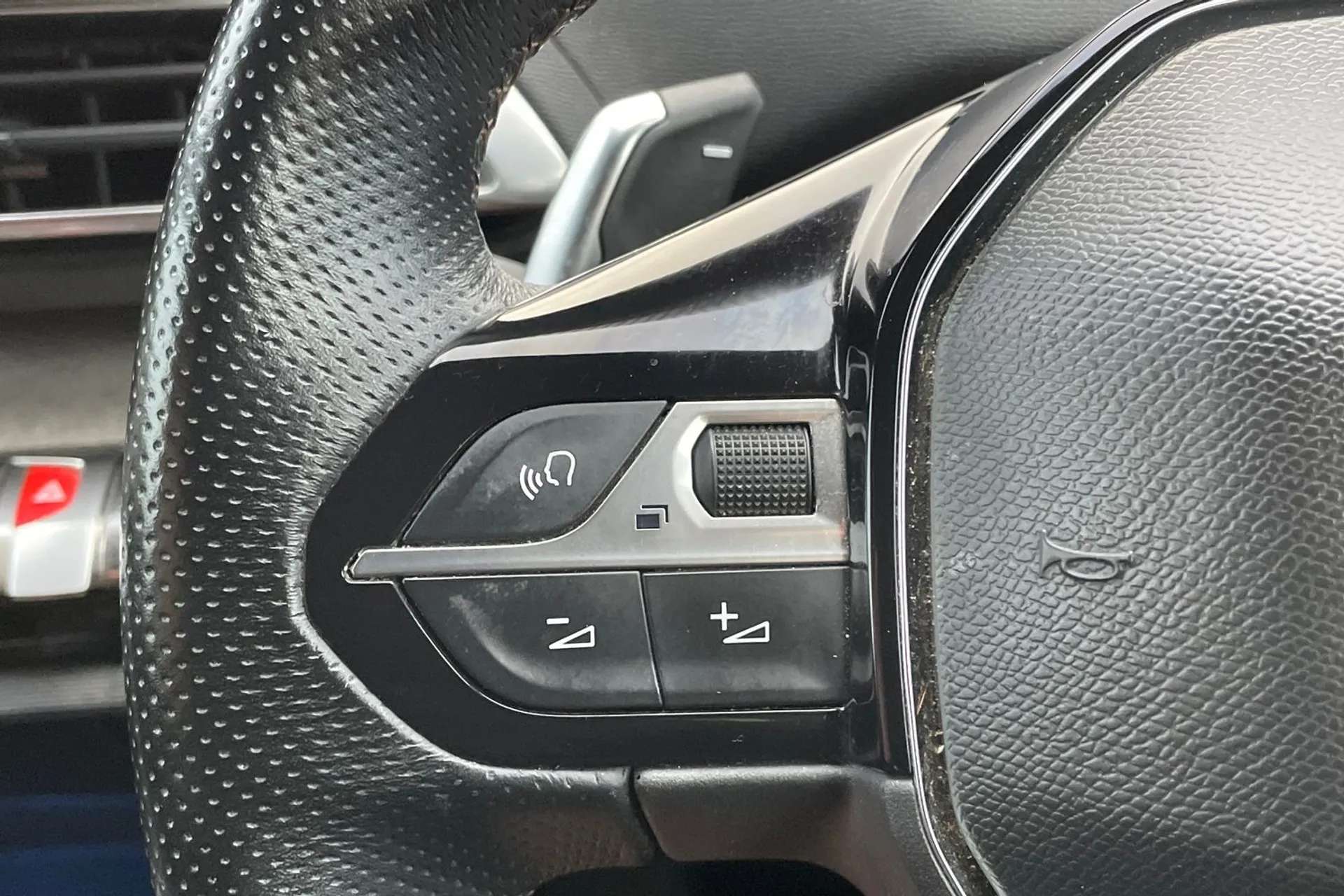 2021 PEUGEOT 3008 2021 PEUGEOT 3008