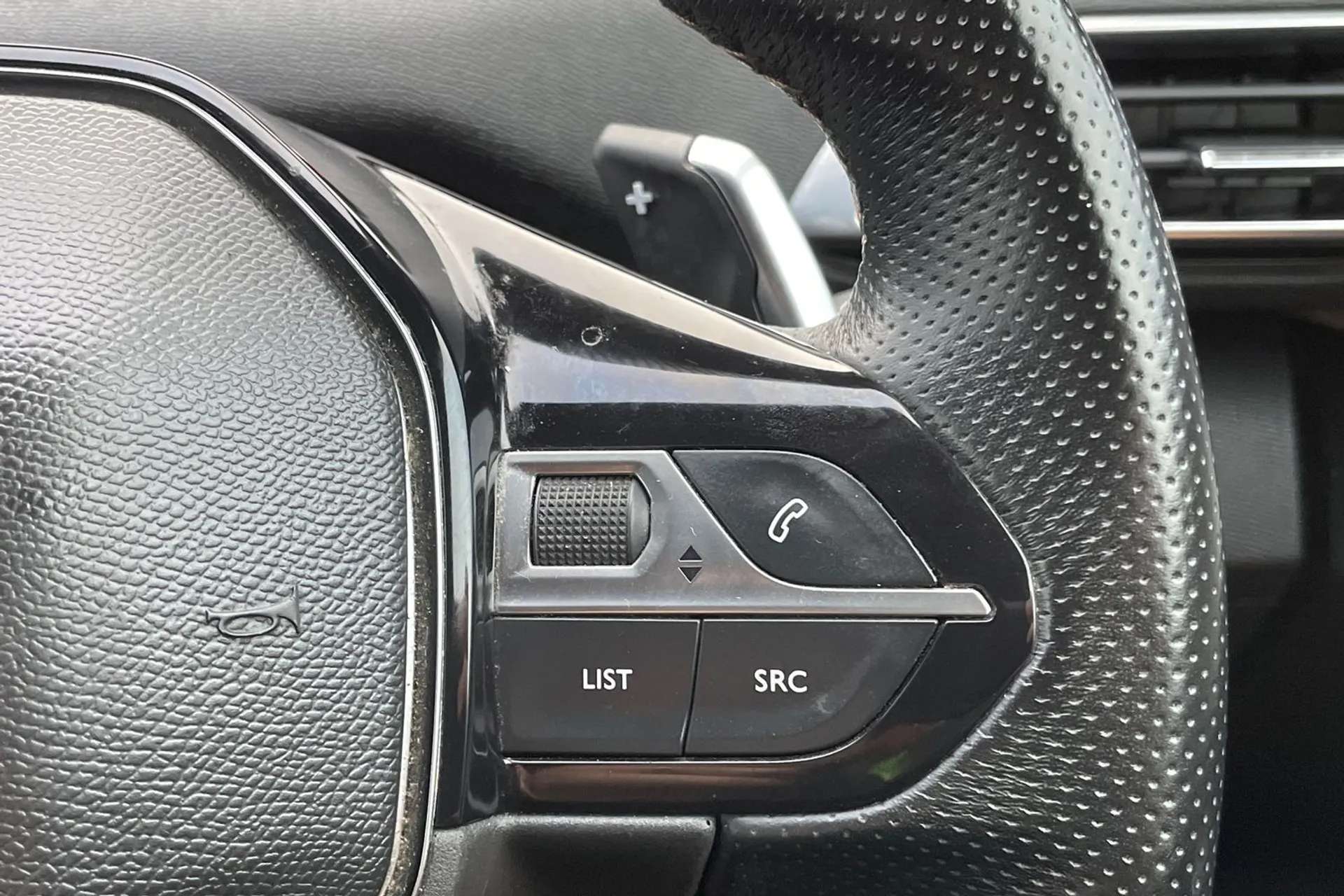2021 PEUGEOT 3008 2021 PEUGEOT 3008