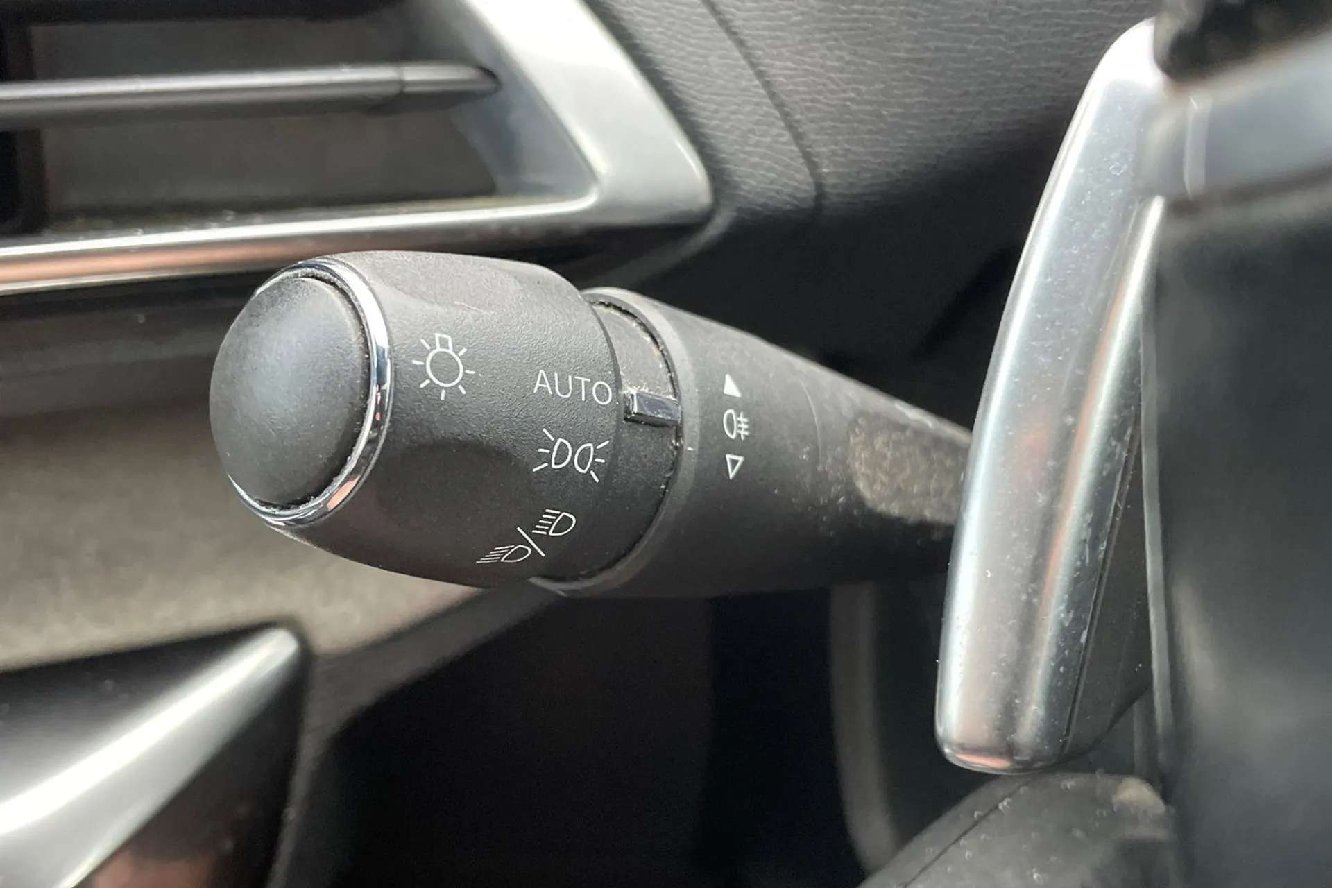 2021 PEUGEOT 3008 2021 PEUGEOT 3008