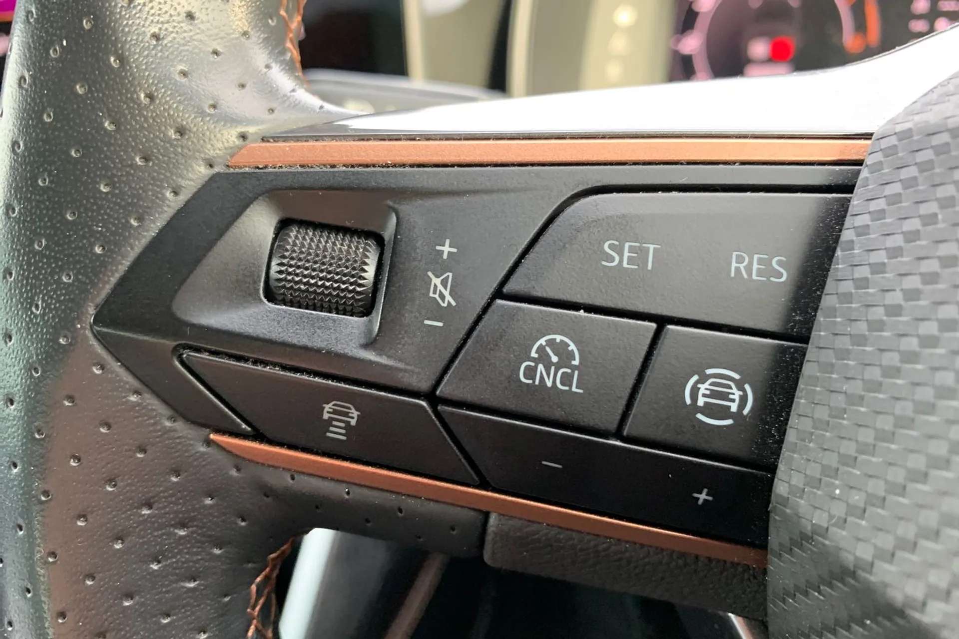 2025 CUPRA FORMENTOR 2025 CUPRA FORMENTOR