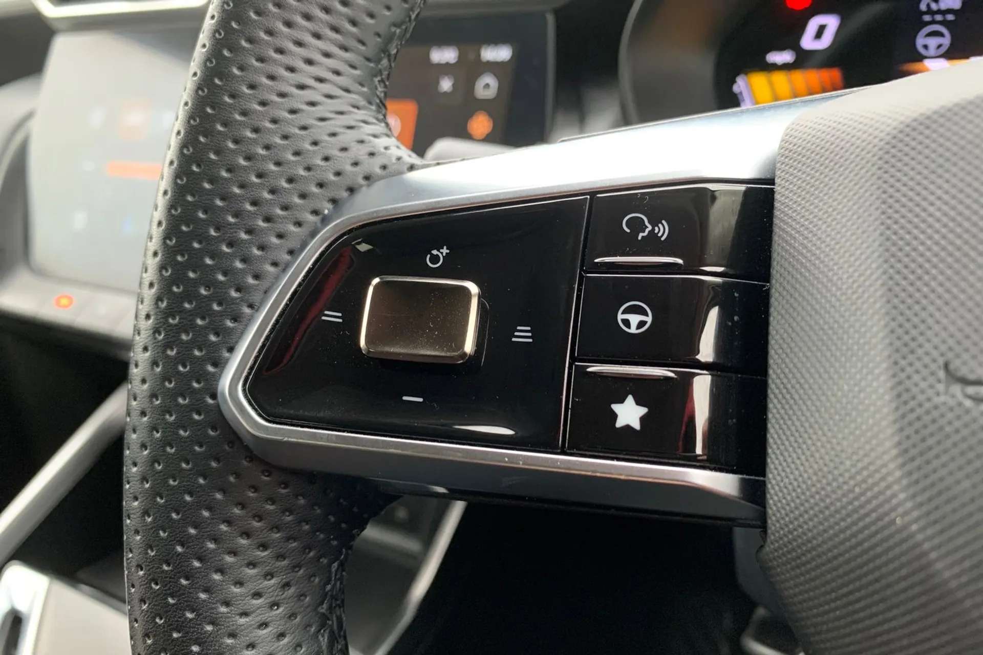 2024 MG MOTOR UK ZS 2024 MG MOTOR UK ZS