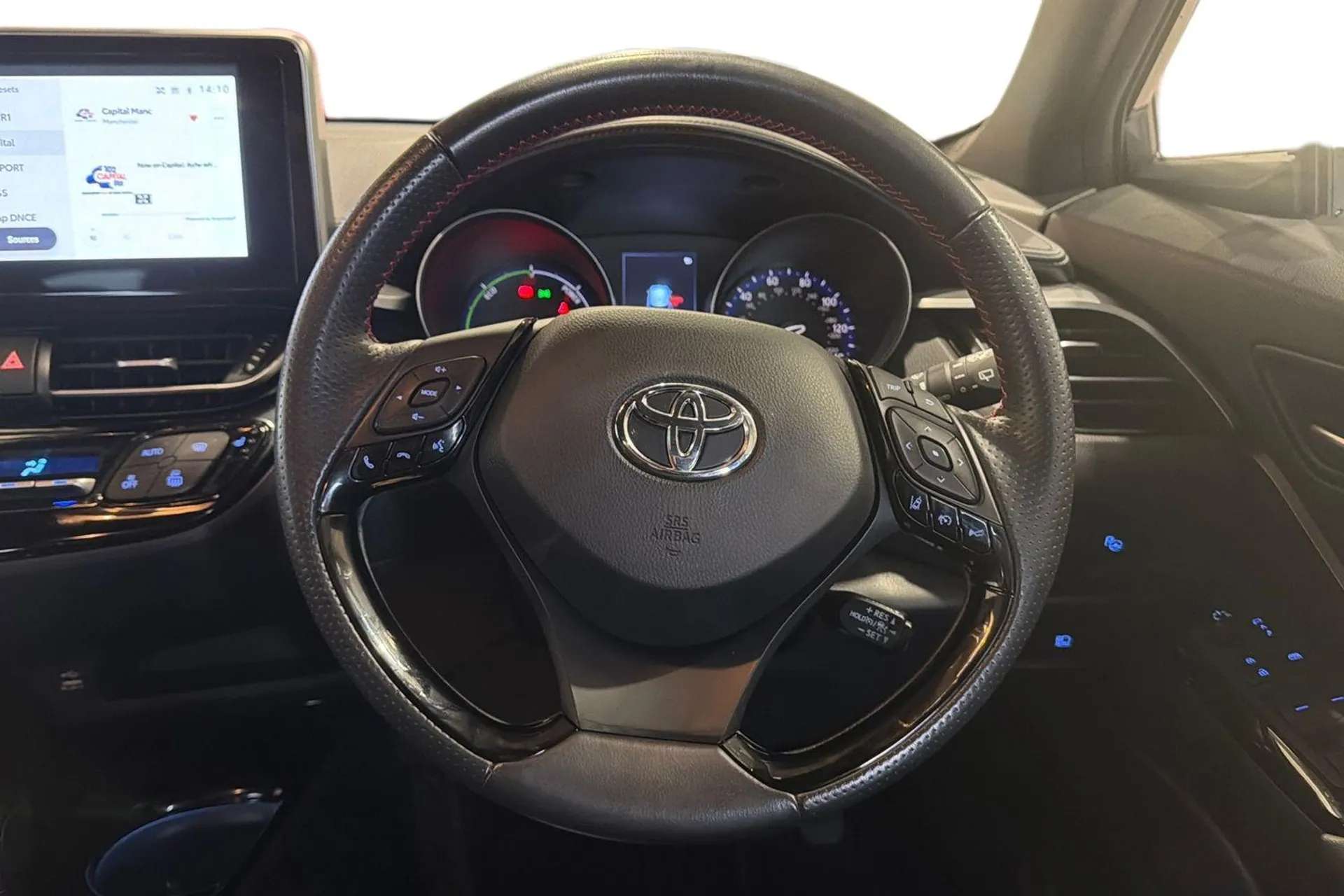2023 TOYOTA C-HR 2023 TOYOTA C-HR