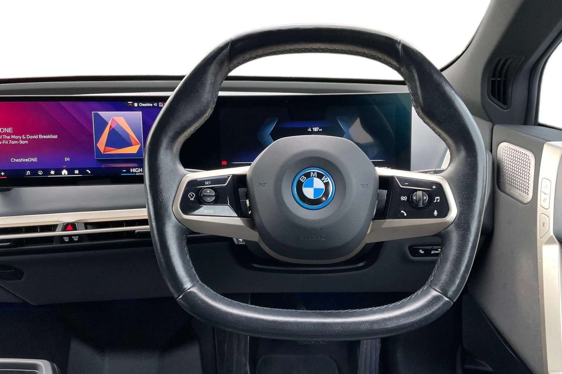 2023 BMW IX 2023 BMW IX