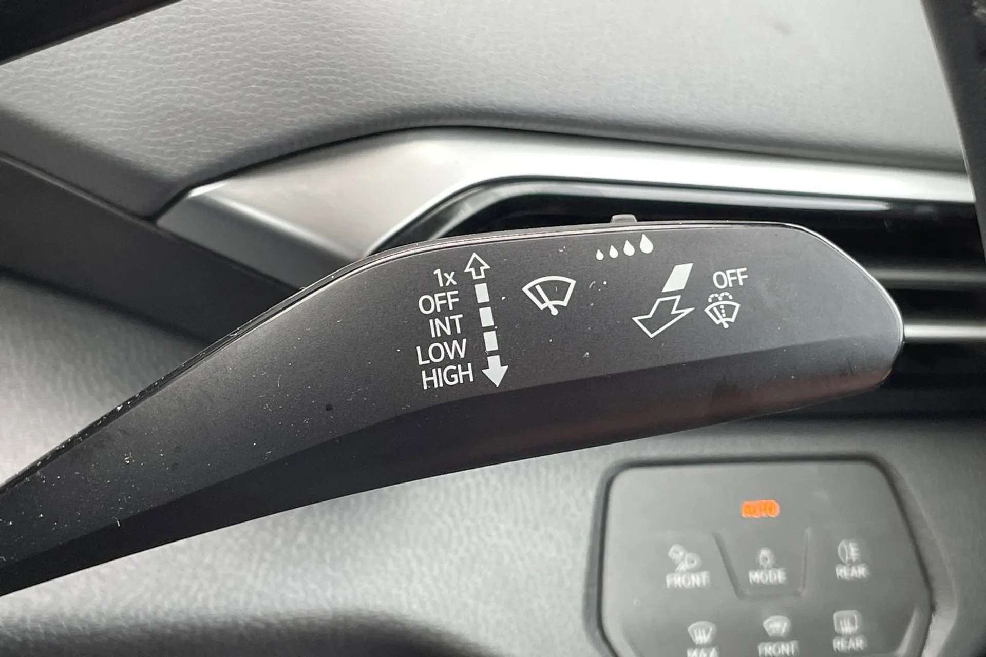 2023 VOLKSWAGEN ID.5 2023 VOLKSWAGEN ID.5