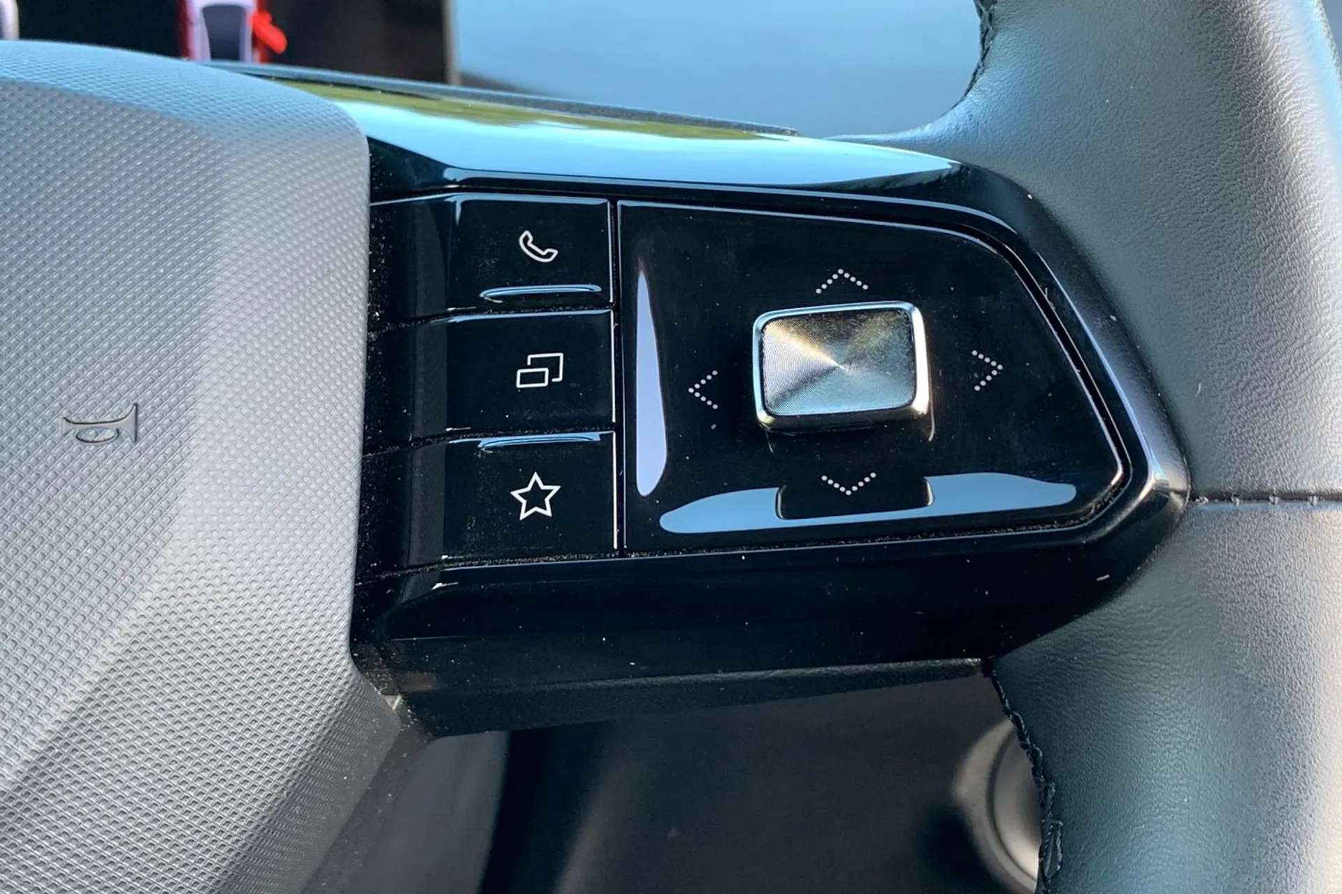 2023 MG MOTOR UK MG4 2023 MG MOTOR UK MG4