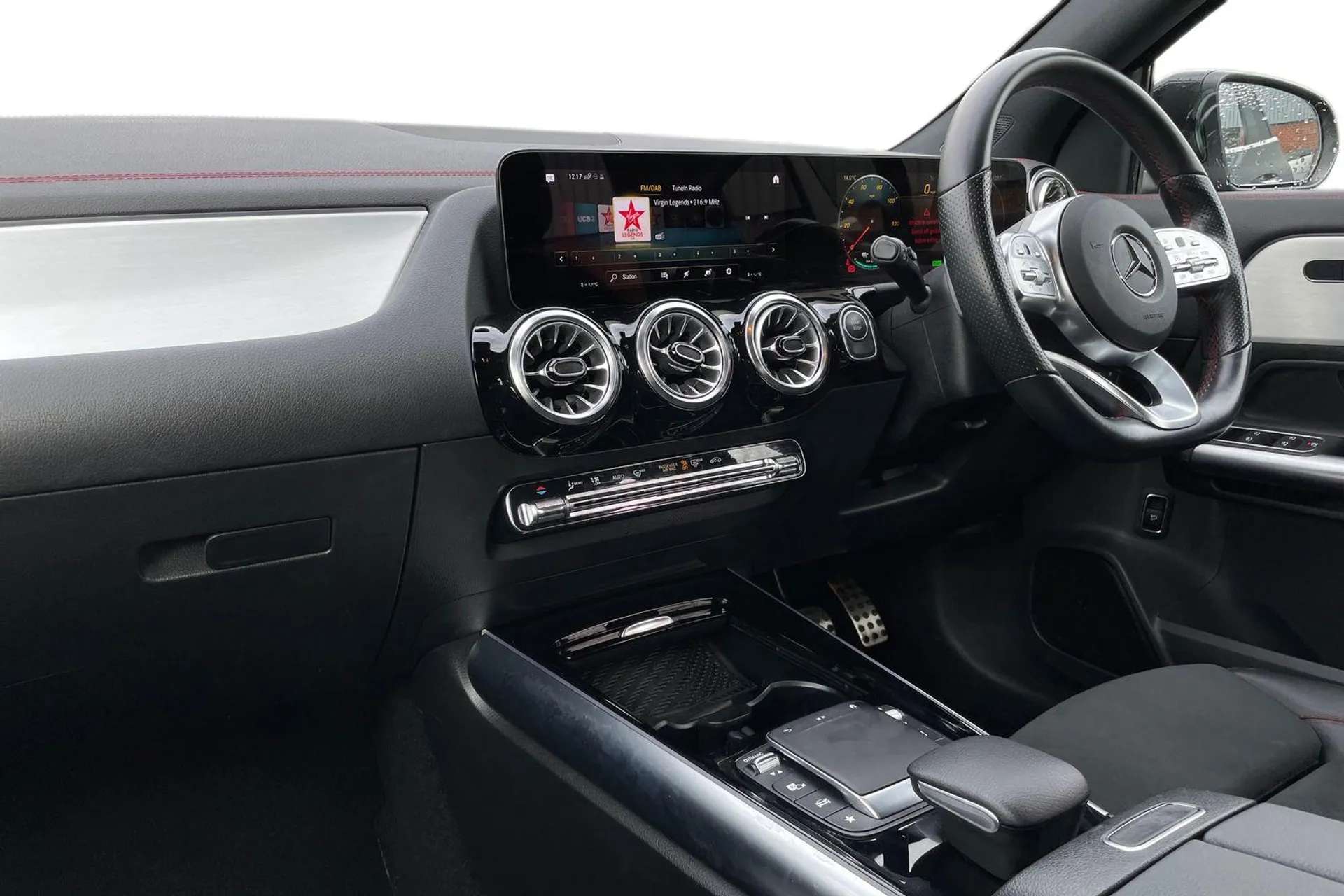 A 2022 MERCEDES-BENZ EQA EQA 350 4M 215kW AMG Line Premium 66.5kWh 5dr Auto [ Seat comfort pack, Wireless charging system for mobile devices, LED High performance headlamps wi A 2022 MERCEDES-BENZ EQA EQA 350 4M 215kW AMG Line Premium 66.5kWh 5dr Auto [ Seat comfort pack, Wireless charging system for mobile devices, LED High performance headlamps wi