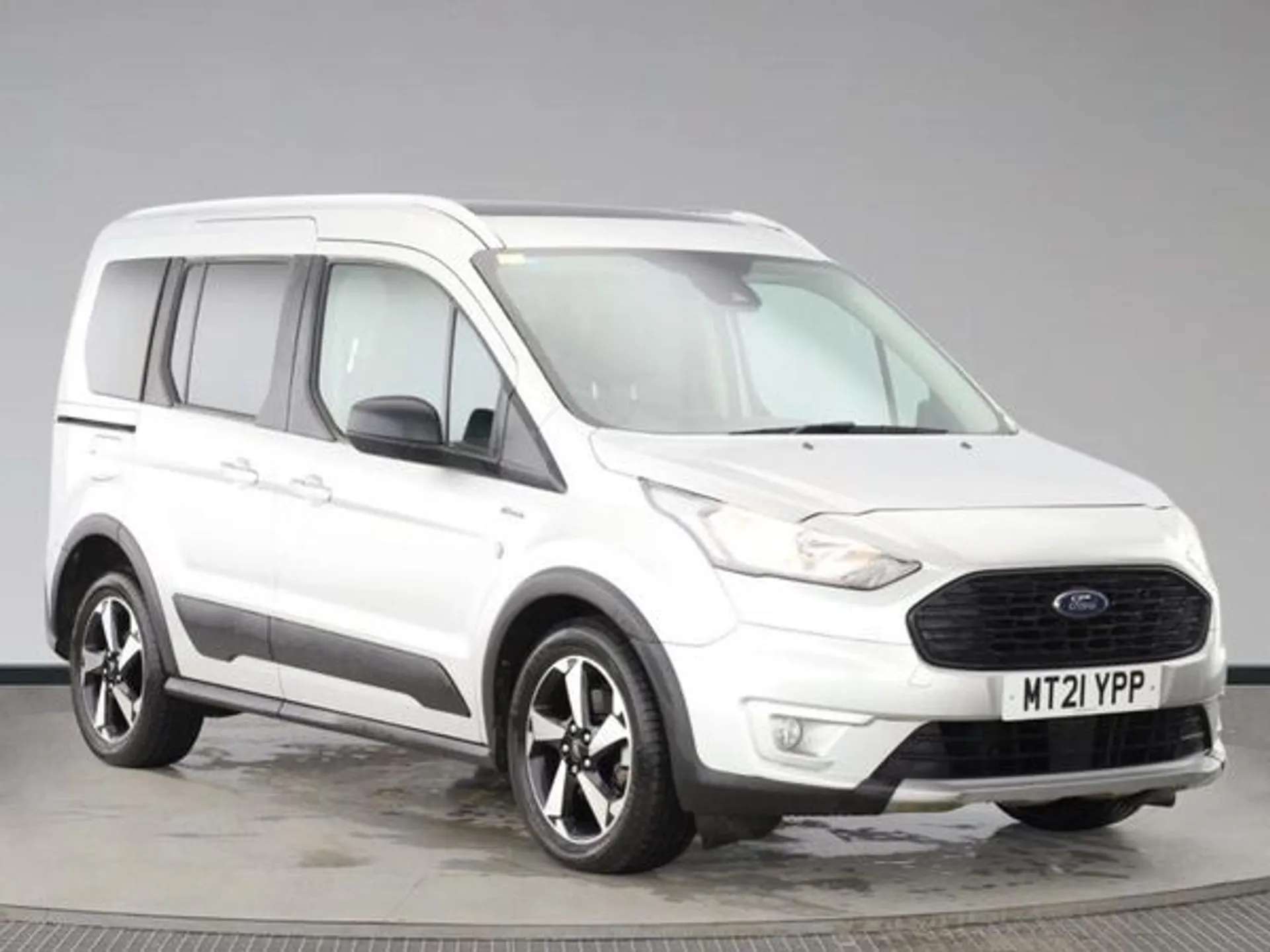 Check out this Ford Tourneo Connect 2021 Diesel Manual