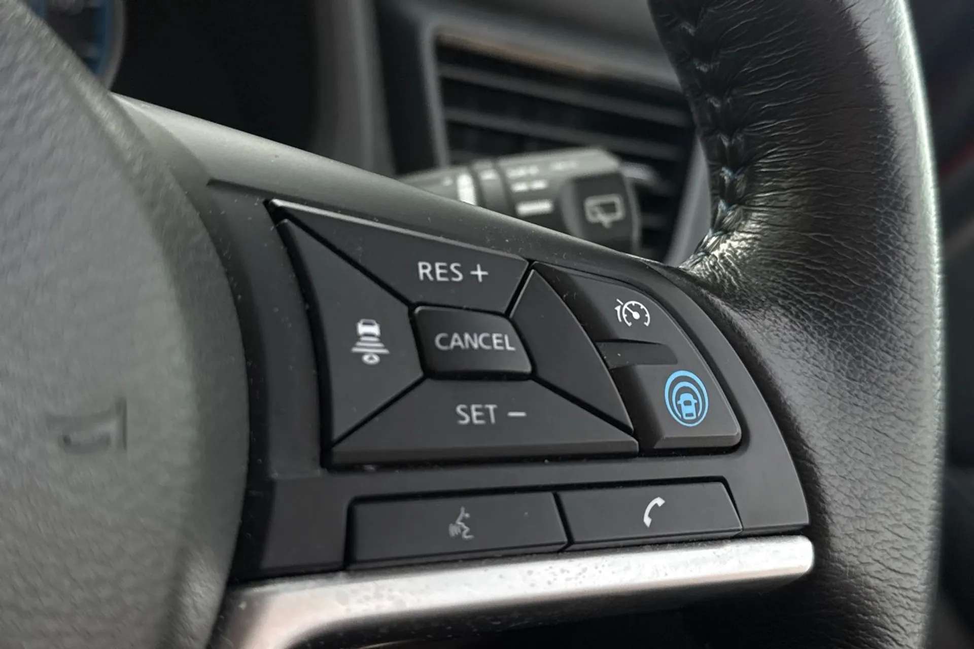 2020 NISSAN LEAF 2020 NISSAN LEAF