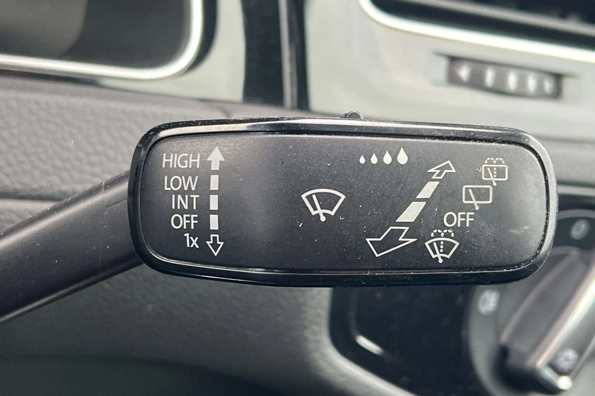 2018 VOLKSWAGEN GOLF 2018 VOLKSWAGEN GOLF