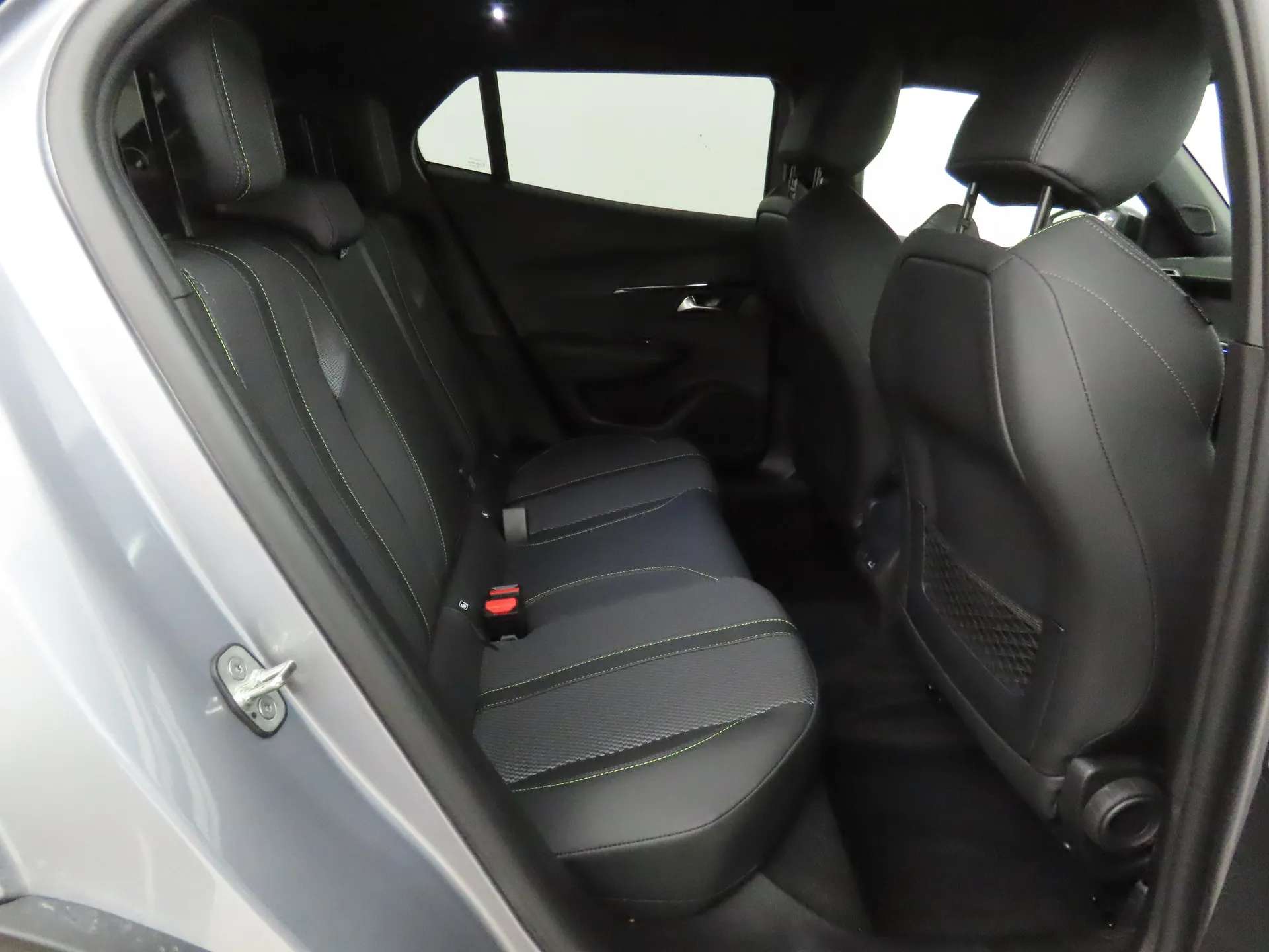 2025 PEUGEOT 2008 2025 PEUGEOT 2008