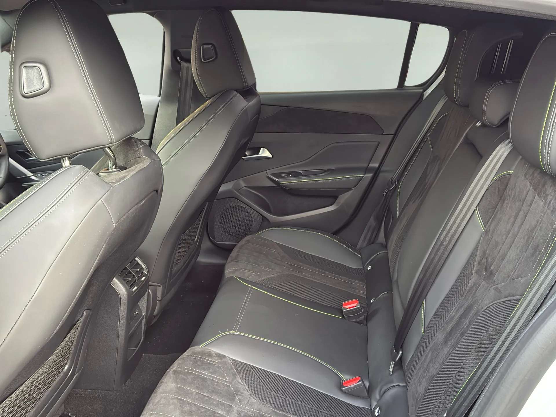 2024 PEUGEOT 308 2024 PEUGEOT 308