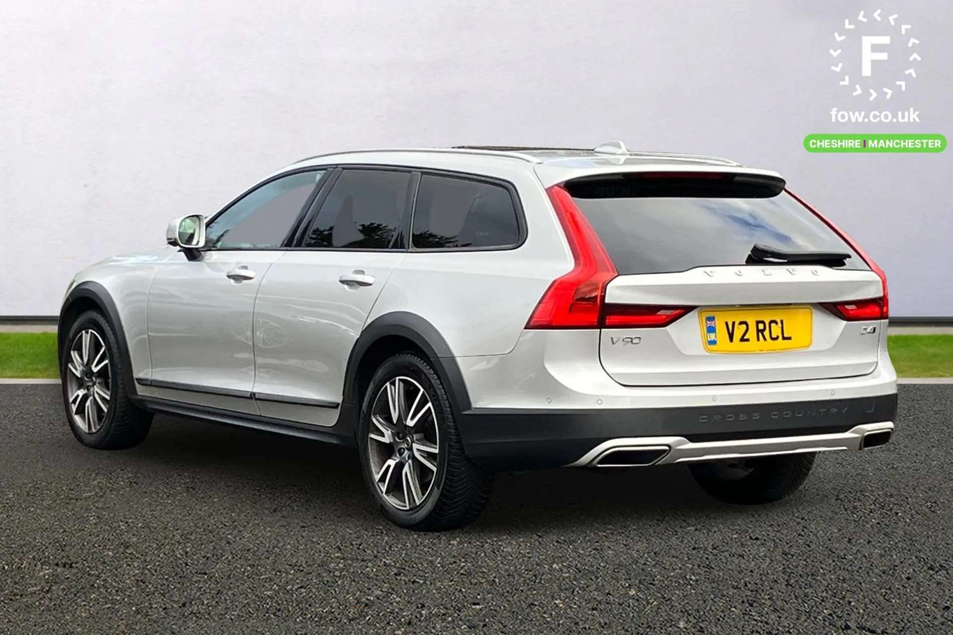 2019 VOLVO V90 2019 VOLVO V90