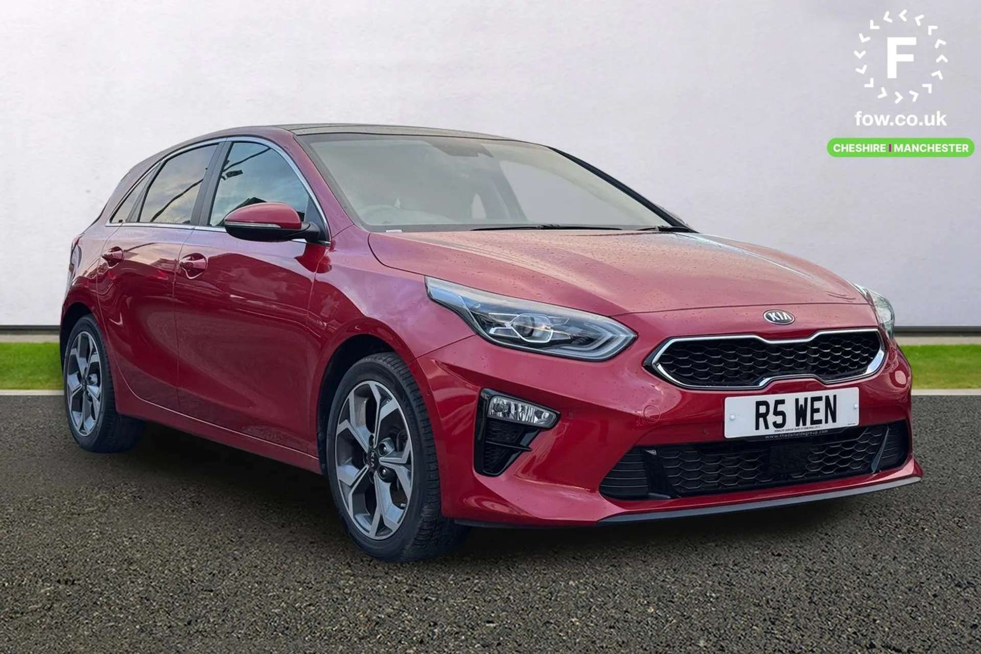 A 2019 KIA CEED 1.4T GDi ISG First Edition 5dr DCT [ Wireless Mobile Phone Charger , Reversing camera with dynamic guide lines , Smart park assist system (SPAS) with A 2019 KIA CEED 1.4T GDi ISG First Edition 5dr DCT [ Wireless Mobile Phone Charger , Reversing camera with dynamic guide lines , Smart park assist system (SPAS) with