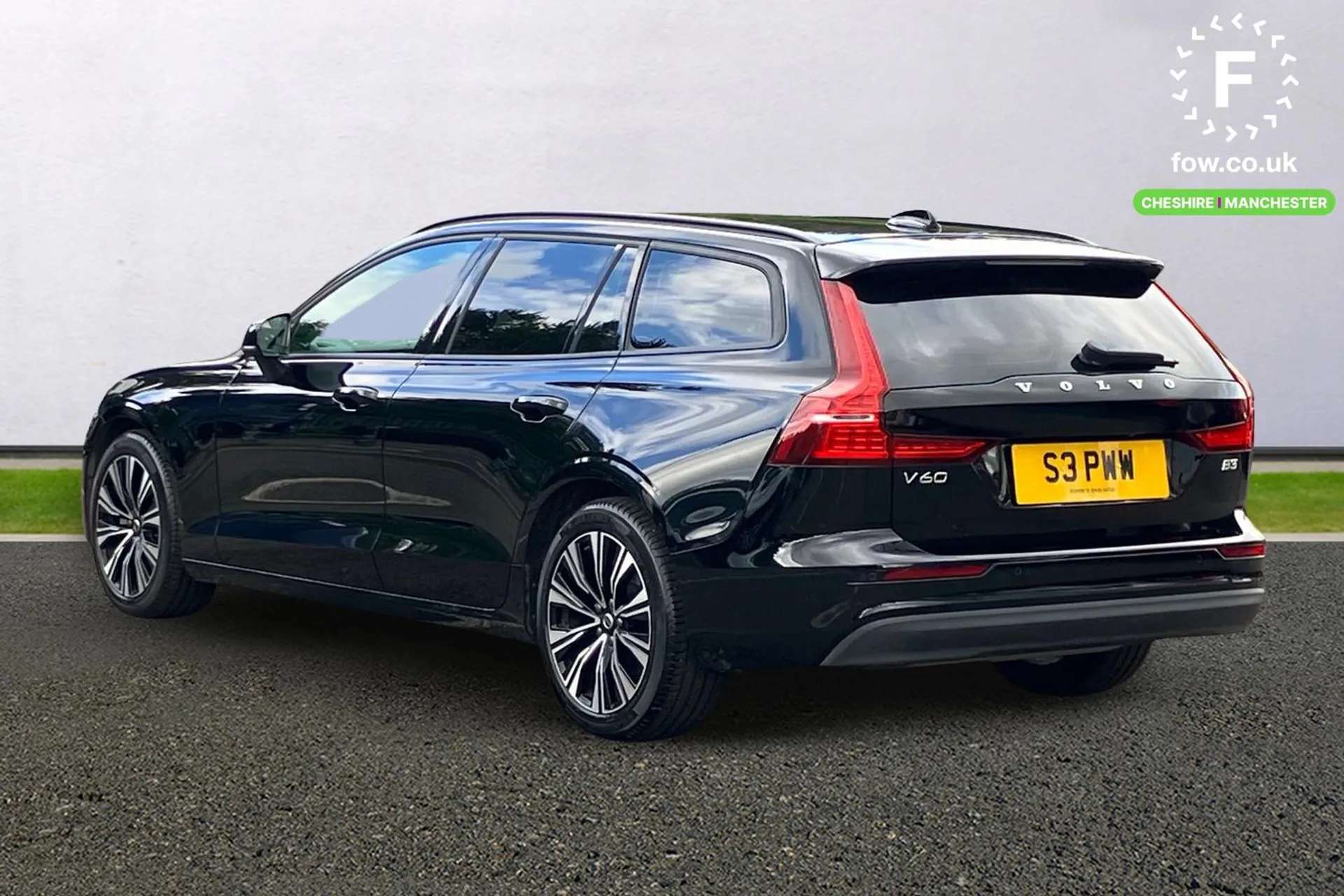 2023 VOLVO V60 2023 VOLVO V60