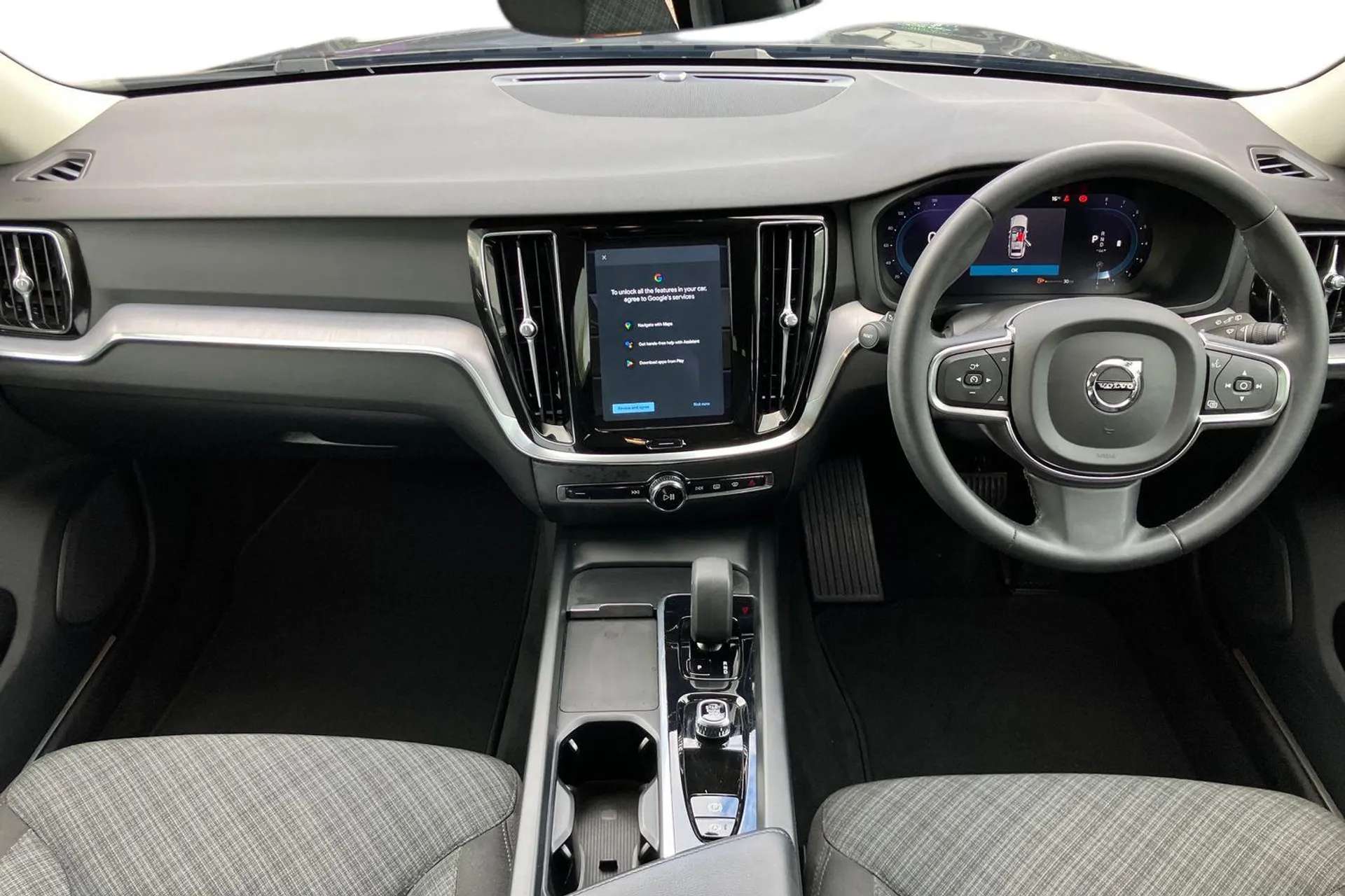 2023 VOLVO V60 2023 VOLVO V60