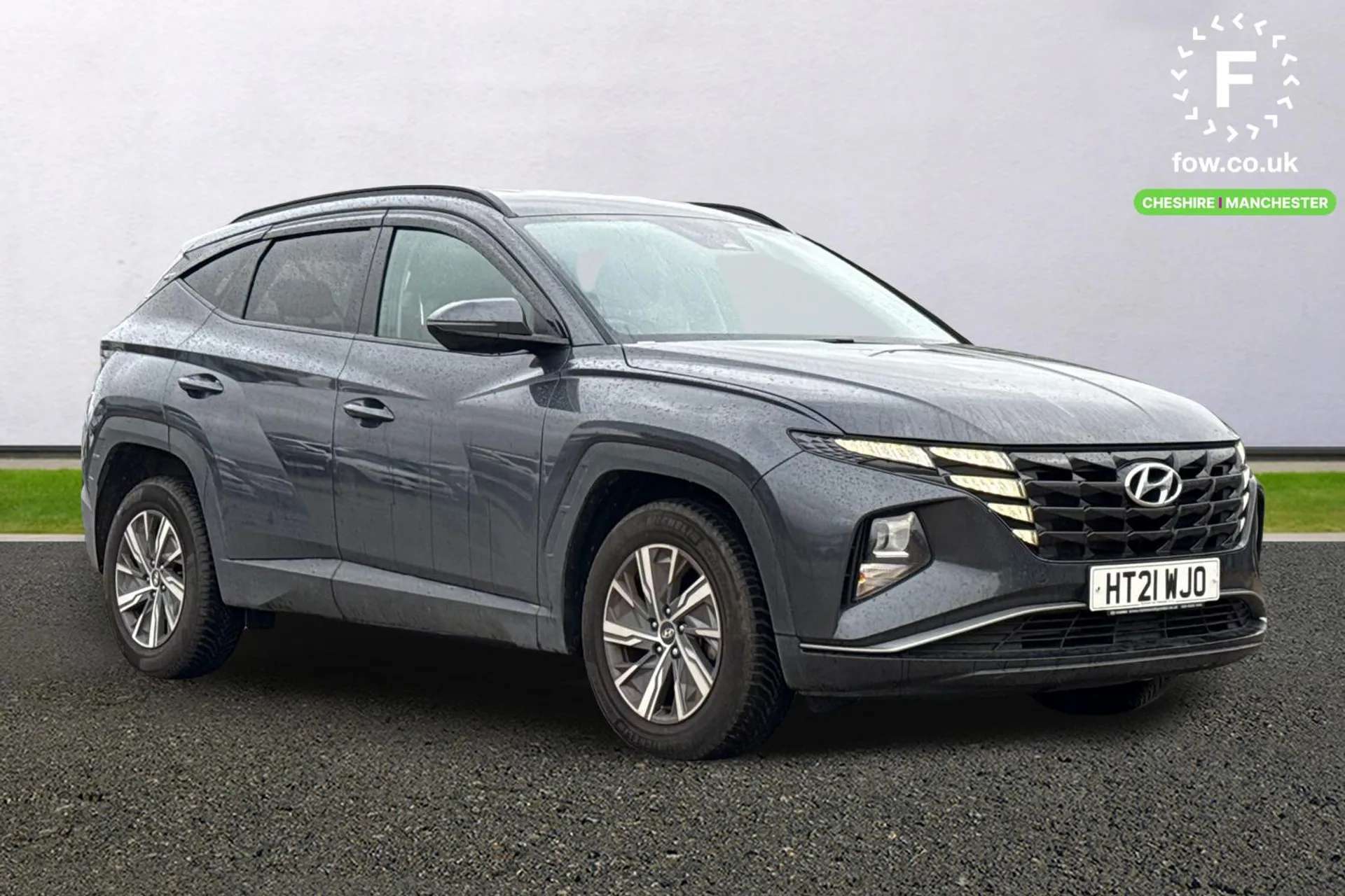 A 2021 HYUNDAI TUCSON 1.6 TGDi Hybrid 230 SE Connect 5dr 2WD Auto [ Reversing camera , Multi-Collision braking , 17" Alloy wheels , Rear parking sensors , Bluetooth system A 2021 HYUNDAI TUCSON 1.6 TGDi Hybrid 230 SE Connect 5dr 2WD Auto [ Reversing camera , Multi-Collision braking , 17" Alloy wheels , Rear parking sensors , Bluetooth system