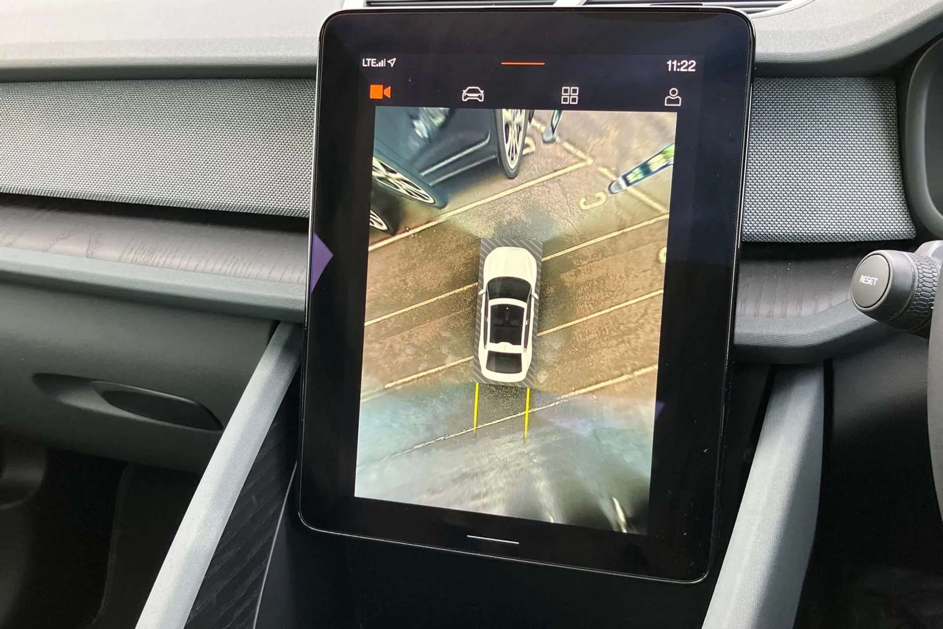 2021 POLESTAR 2 2021 POLESTAR 2