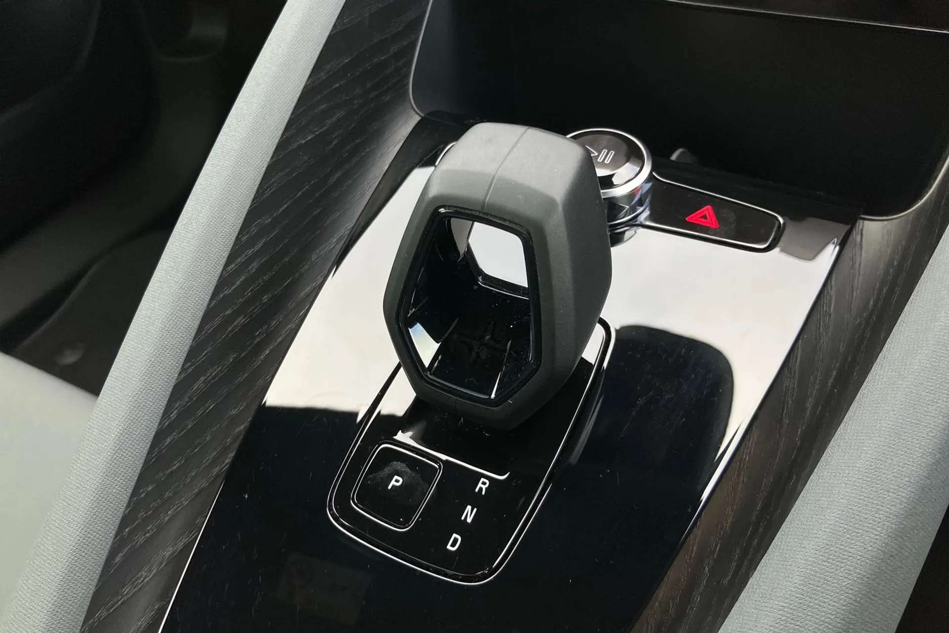 2021 POLESTAR 2 2021 POLESTAR 2