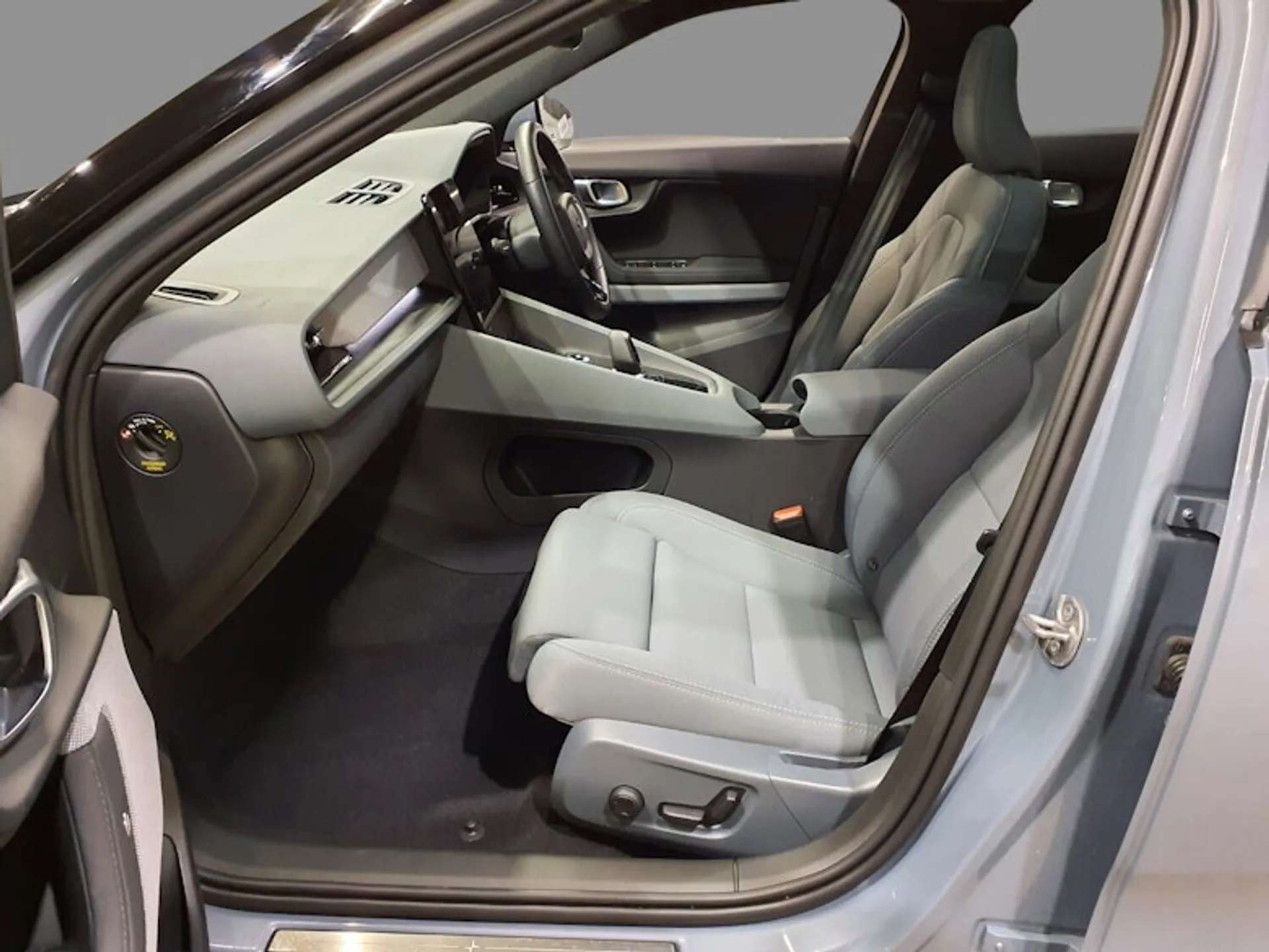 2023 POLESTAR 2 2023 POLESTAR 2
