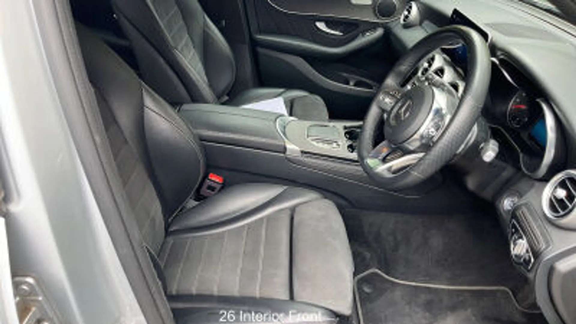 A 2020 MERCEDES-BENZ GLC GLC 220d 4Matic AMG Line 5dr 9G-Tronic [Heated front seats,Cruise control with speedtronic variable speed limiter, Active parking assist with parktron A 2020 MERCEDES-BENZ GLC GLC 220d 4Matic AMG Line 5dr 9G-Tronic [Heated front seats,Cruise control with speedtronic variable speed limiter, Active parking assist with parktron