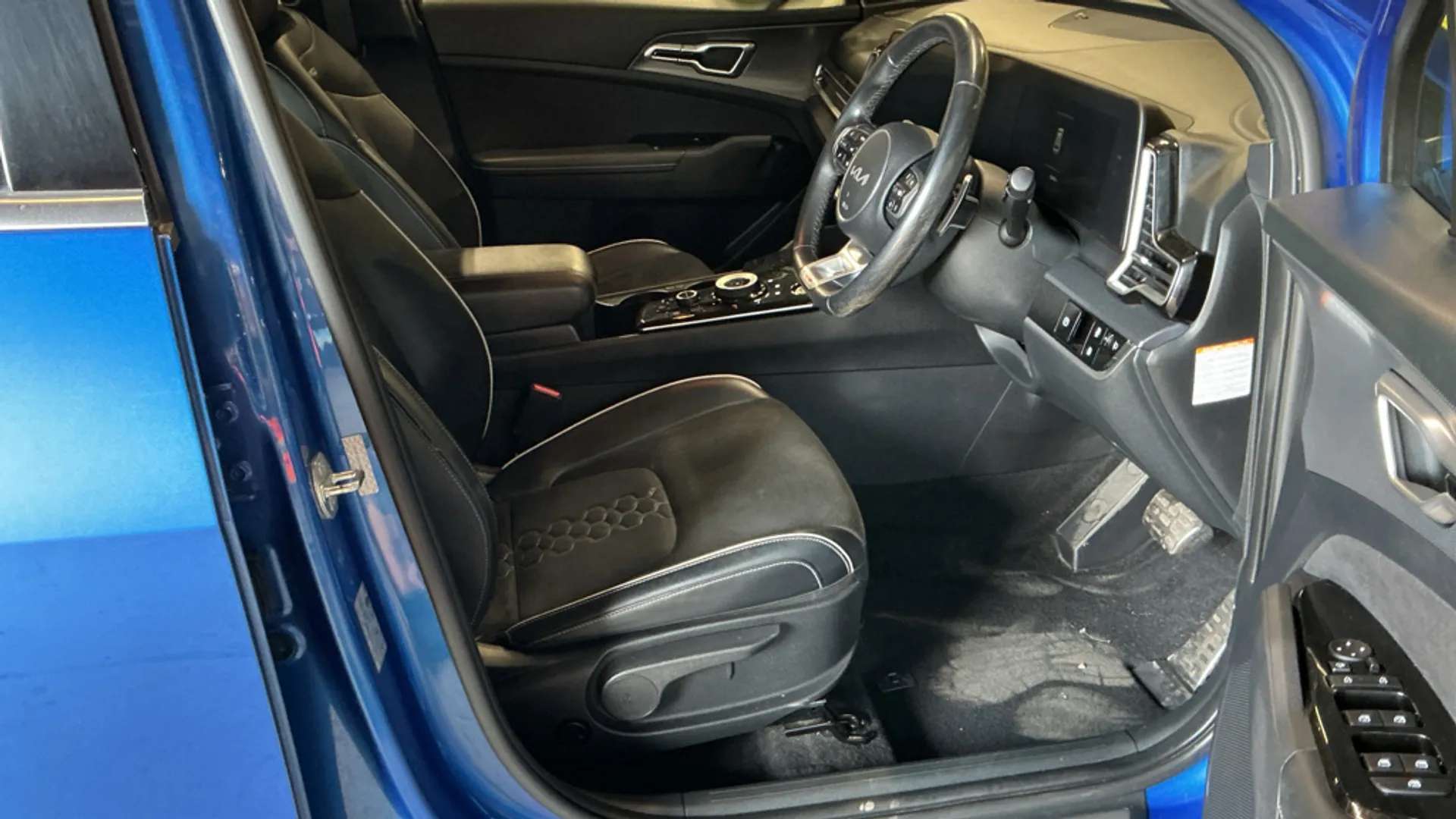 2023 KIA SPORTAGE 2023 KIA SPORTAGE