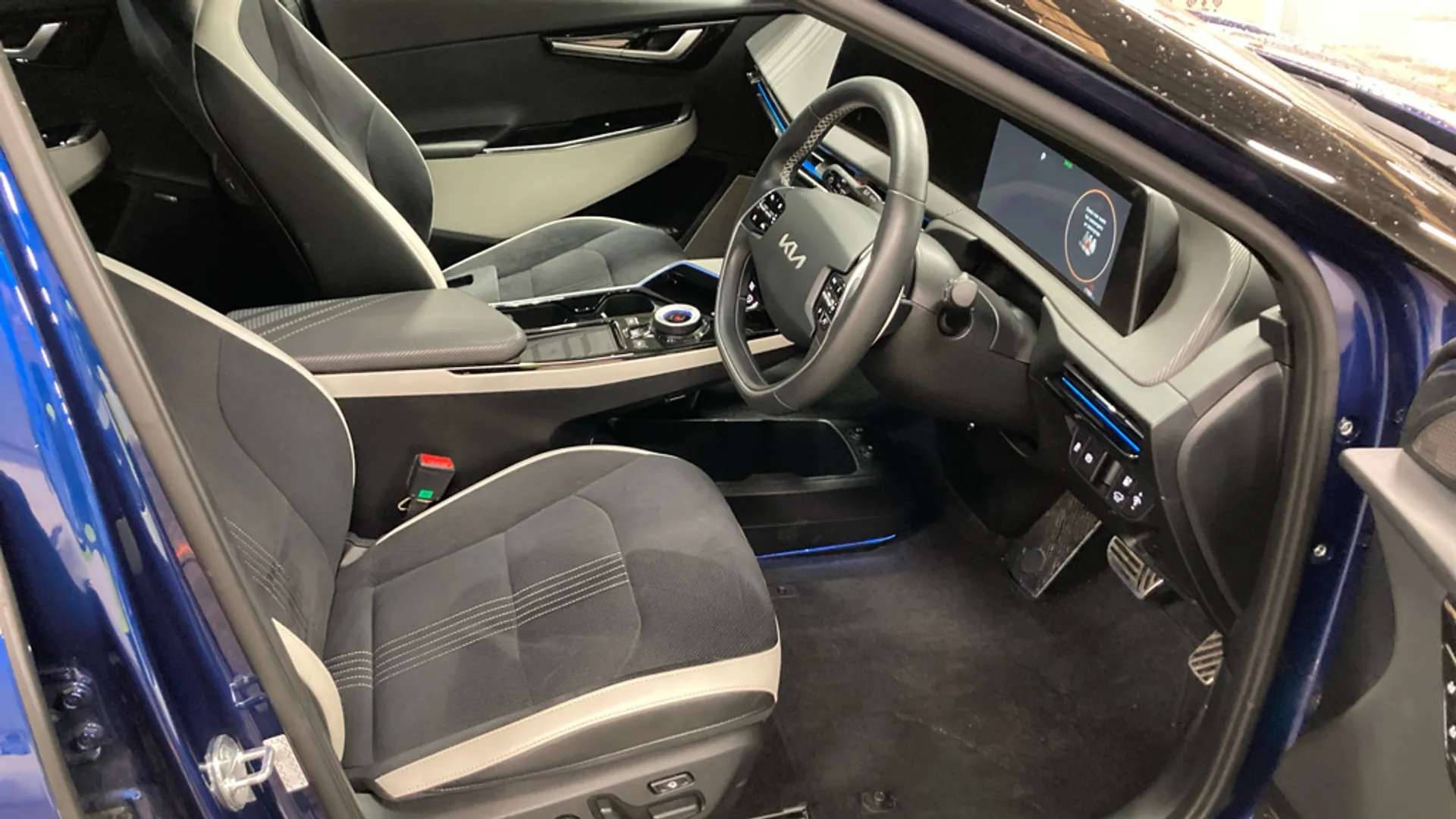 2023 KIA EV6 2023 KIA EV6