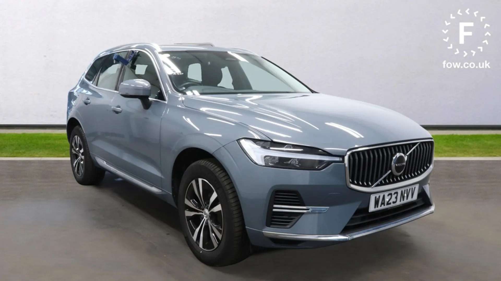 2023 VOLVO XC60 2023 VOLVO XC60