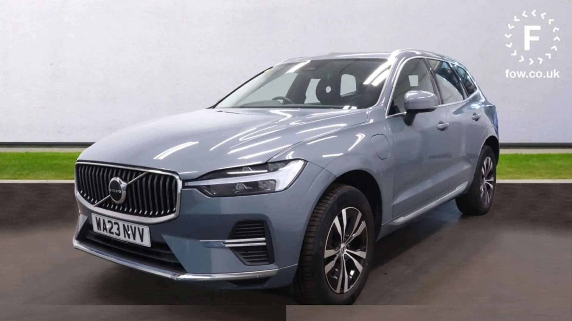 2023 VOLVO XC60 2023 VOLVO XC60