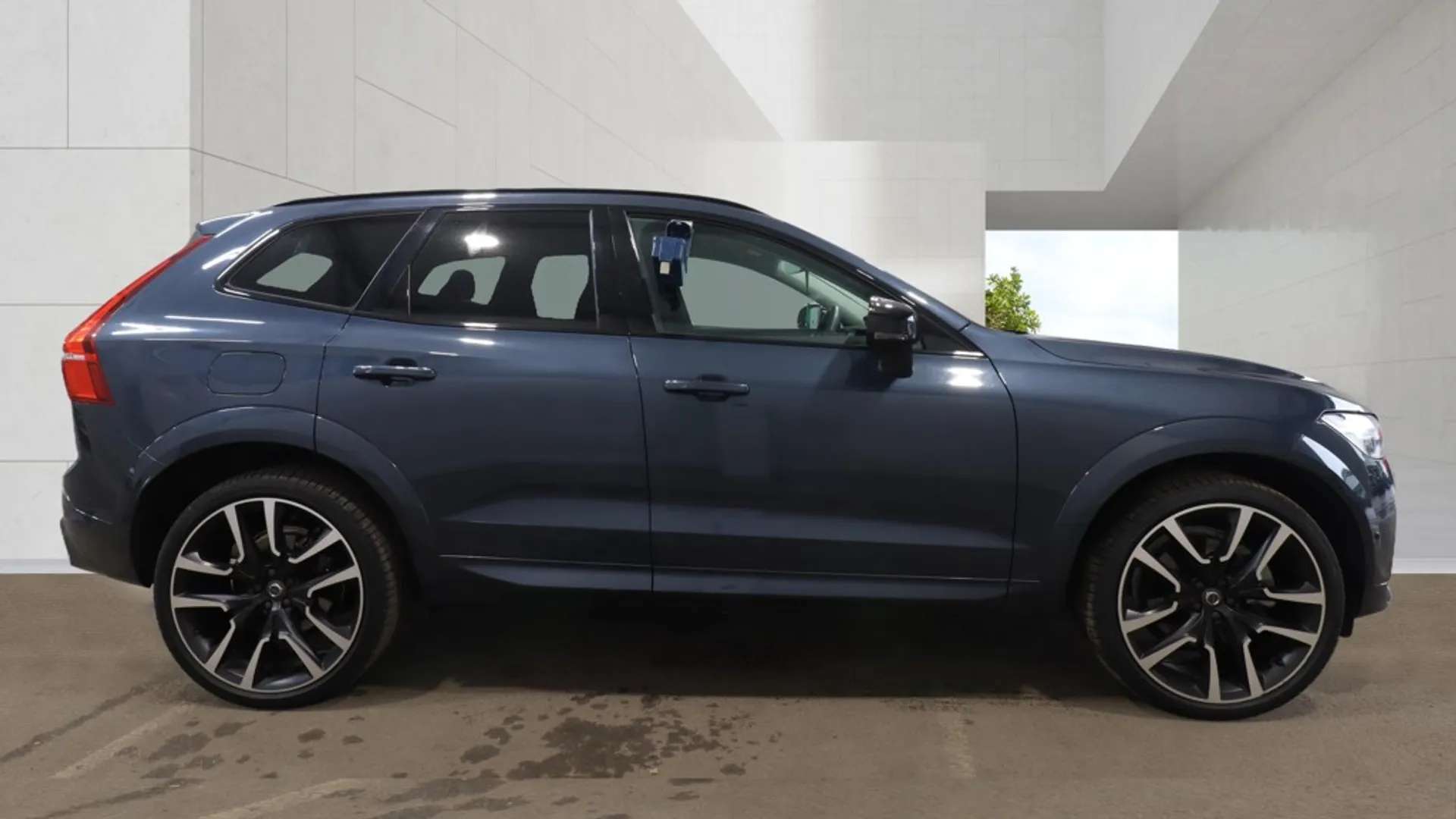 2022 VOLVO XC60 2022 VOLVO XC60