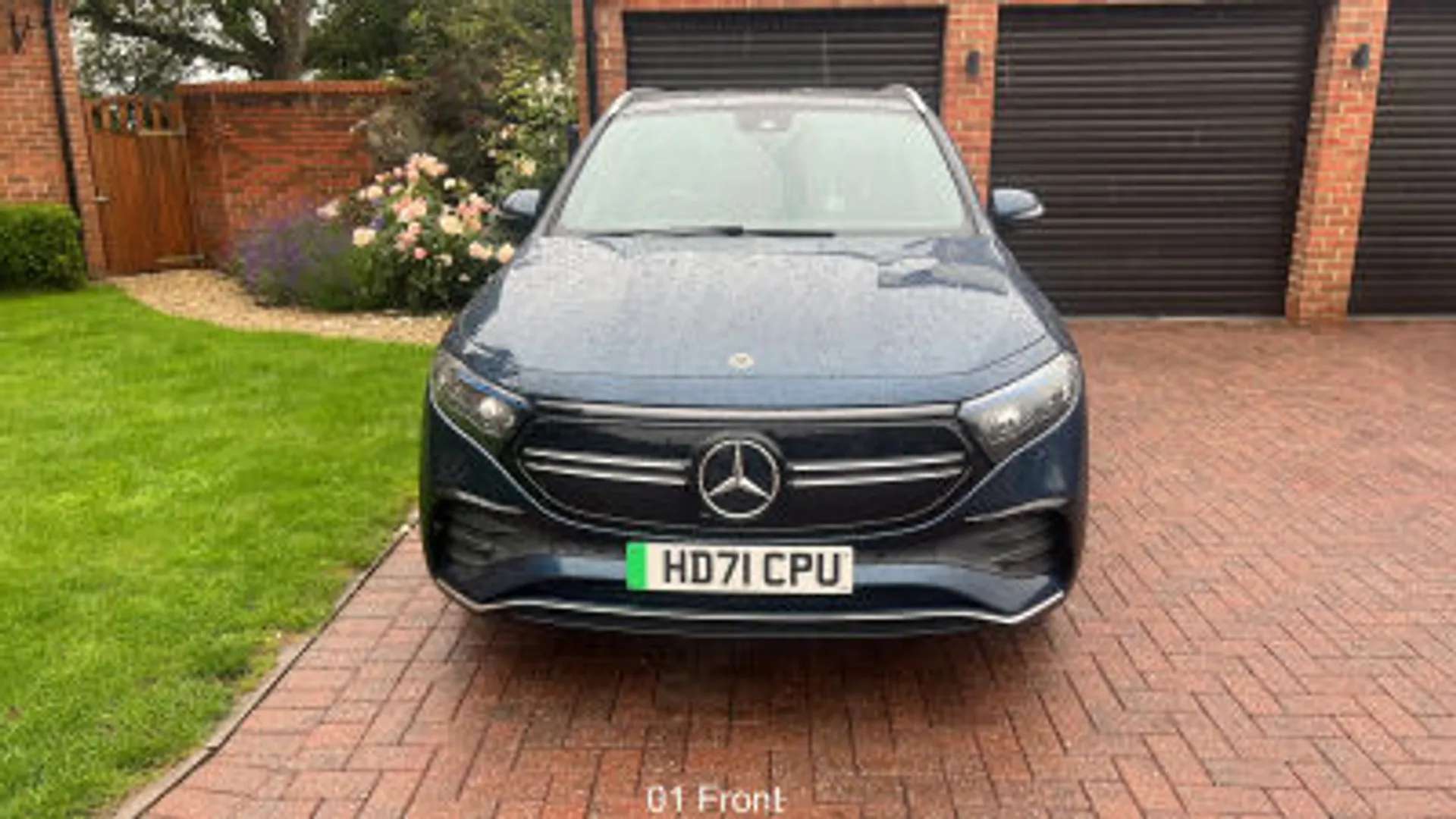 A 2021 MERCEDES-BENZ EQA EQA 350 4M 215kW AMG Line Premium 66.5kWh 5dr Auto [100KW DC onboard charger, Seat comfort pack - EQA, Easy-pack tailgate, LED High performance headla A 2021 MERCEDES-BENZ EQA EQA 350 4M 215kW AMG Line Premium 66.5kWh 5dr Auto [100KW DC onboard charger, Seat comfort pack - EQA, Easy-pack tailgate, LED High performance headla