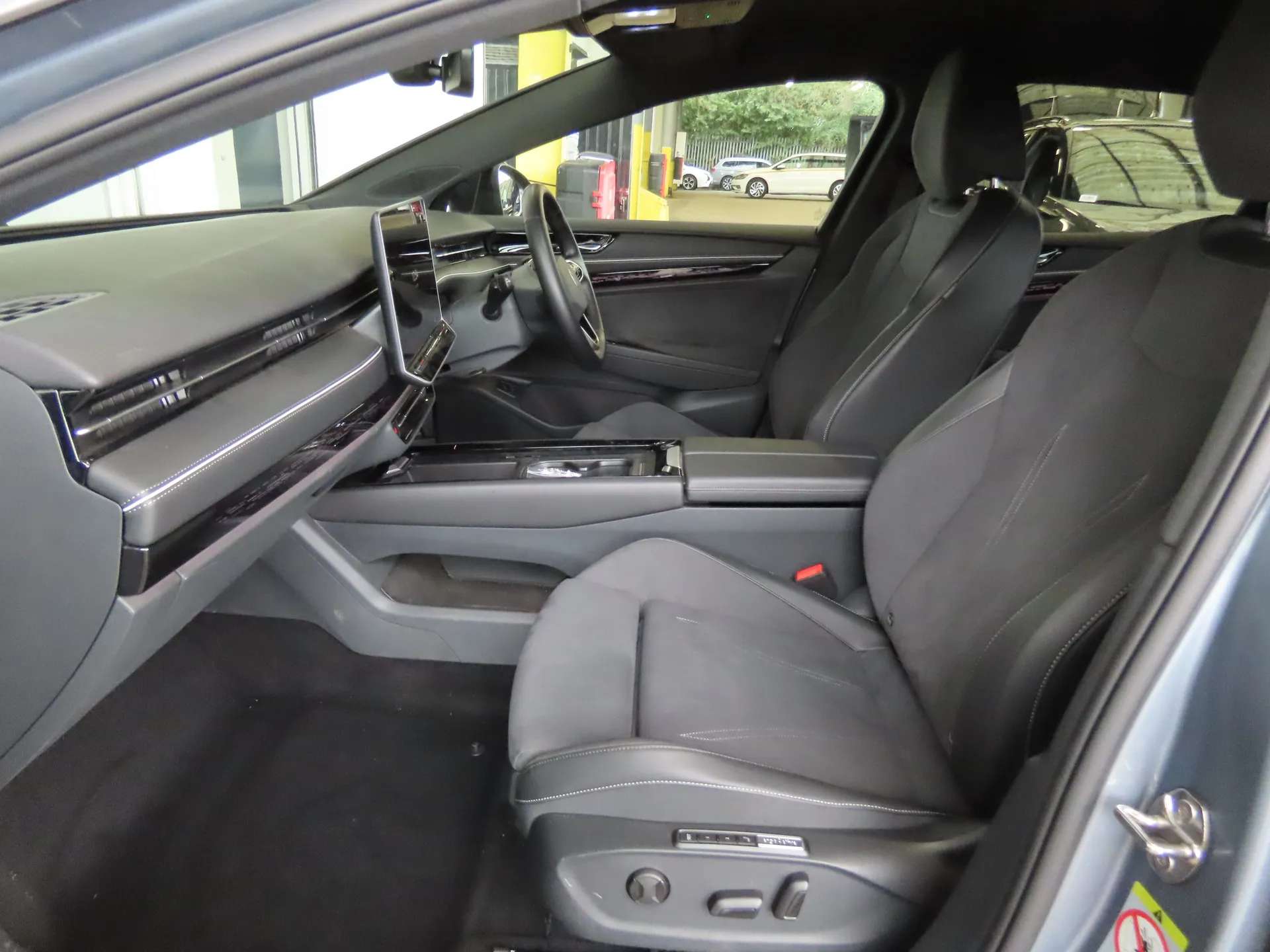 2024 VOLKSWAGEN ID.7 2024 VOLKSWAGEN ID.7