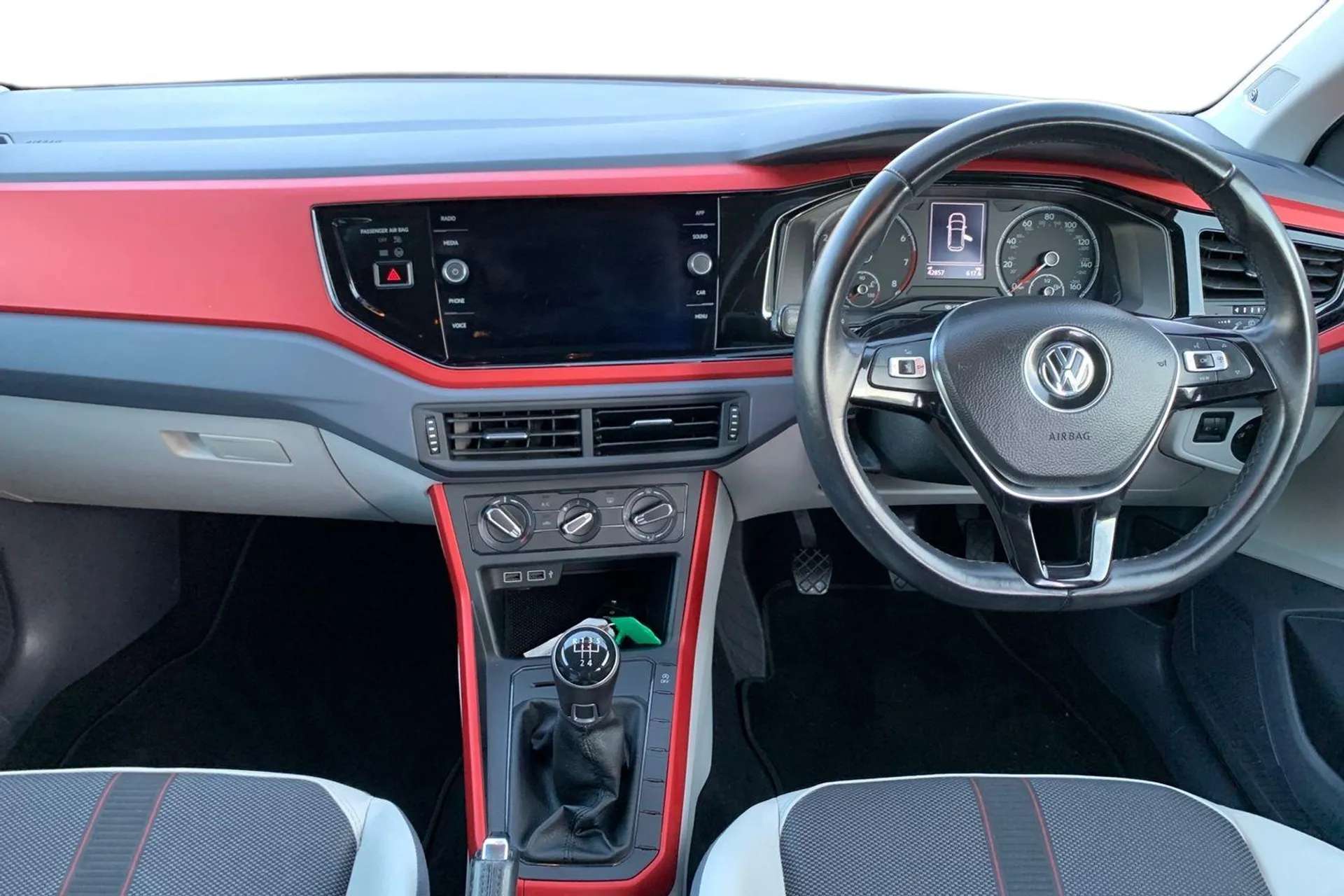 2019 VOLKSWAGEN POLO 2019 VOLKSWAGEN POLO