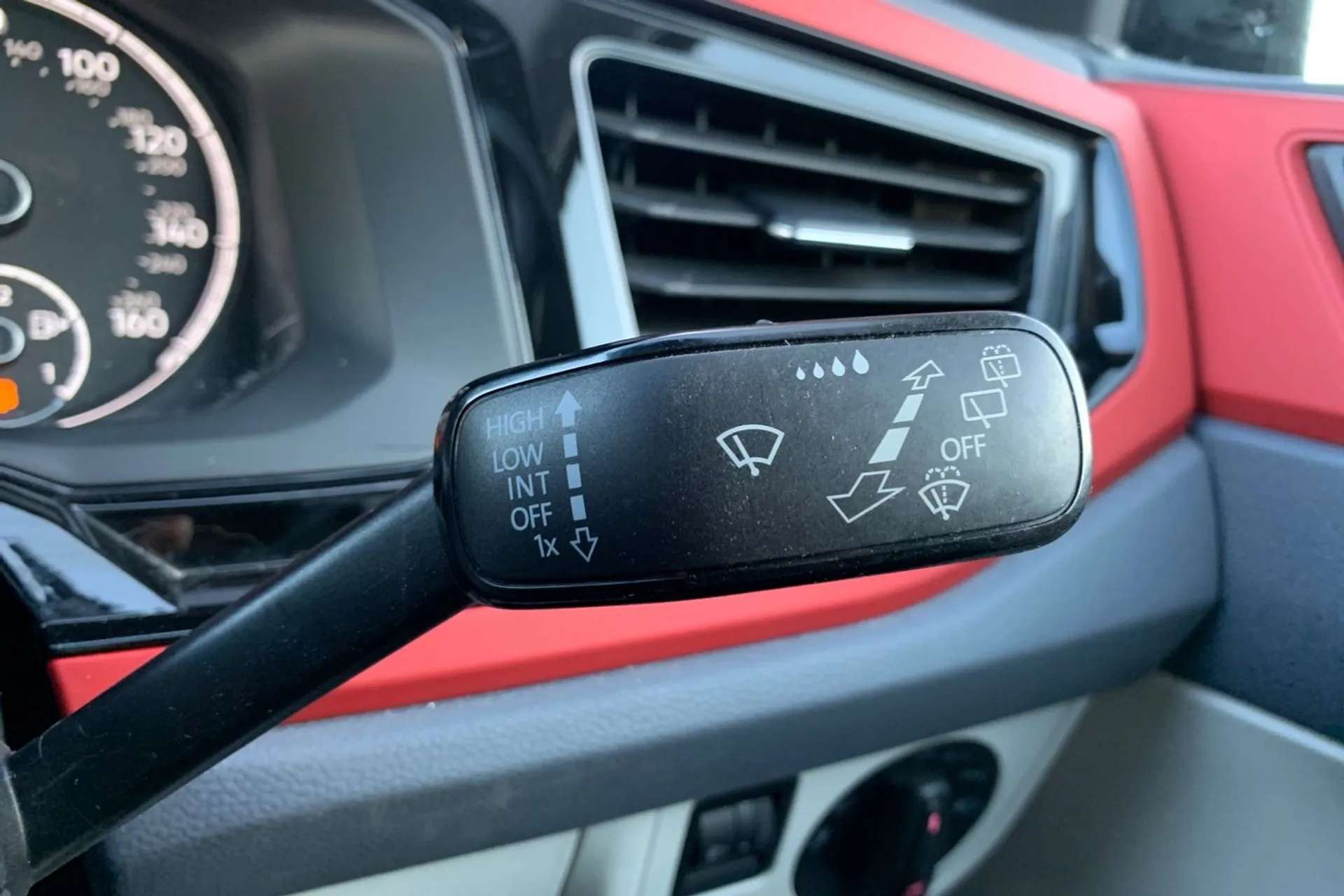 2019 VOLKSWAGEN POLO 2019 VOLKSWAGEN POLO
