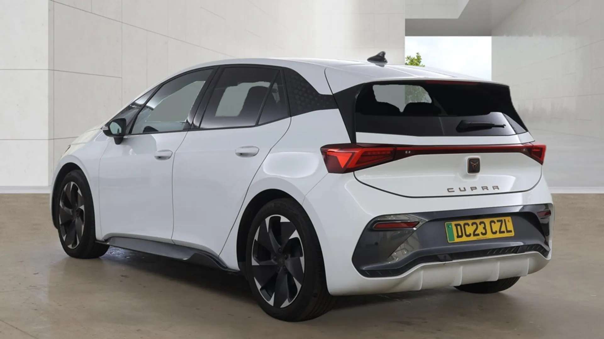 2023 CUPRA BORN 2023 CUPRA BORN