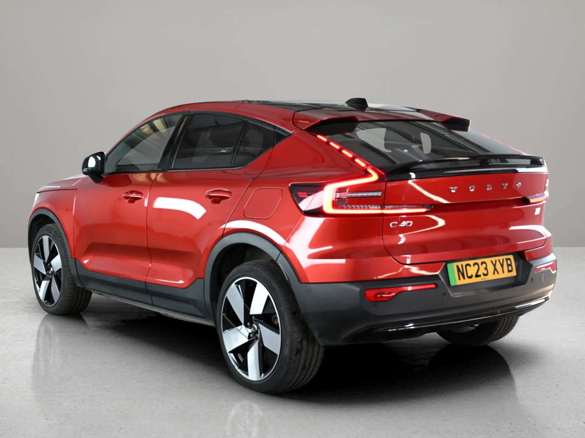 A 2023 VOLVO C40 170kW Recharge Ultimate 69kWh 5dr Auto [ Bluetooth handsfree system, Front and Rear Park Assist, 360 degree surround view parking camera with side pro A 2023 VOLVO C40 170kW Recharge Ultimate 69kWh 5dr Auto [ Bluetooth handsfree system, Front and Rear Park Assist, 360 degree surround view parking camera with side pro