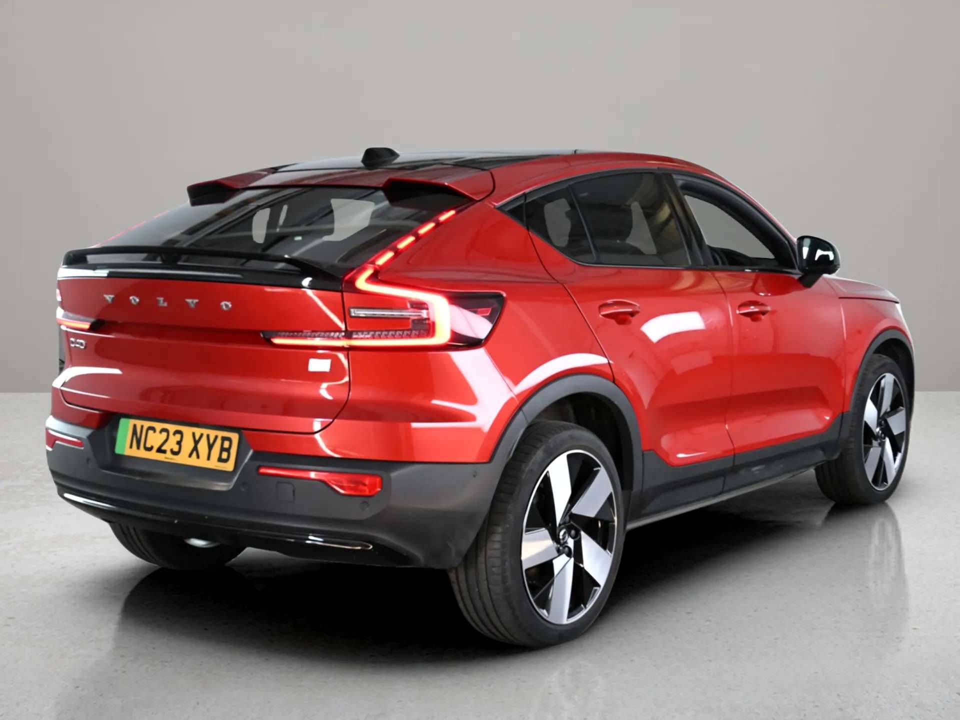 A 2023 VOLVO C40 170kW Recharge Ultimate 69kWh 5dr Auto [ Bluetooth handsfree system, Front and Rear Park Assist, 360 degree surround view parking camera with side pro A 2023 VOLVO C40 170kW Recharge Ultimate 69kWh 5dr Auto [ Bluetooth handsfree system, Front and Rear Park Assist, 360 degree surround view parking camera with side pro