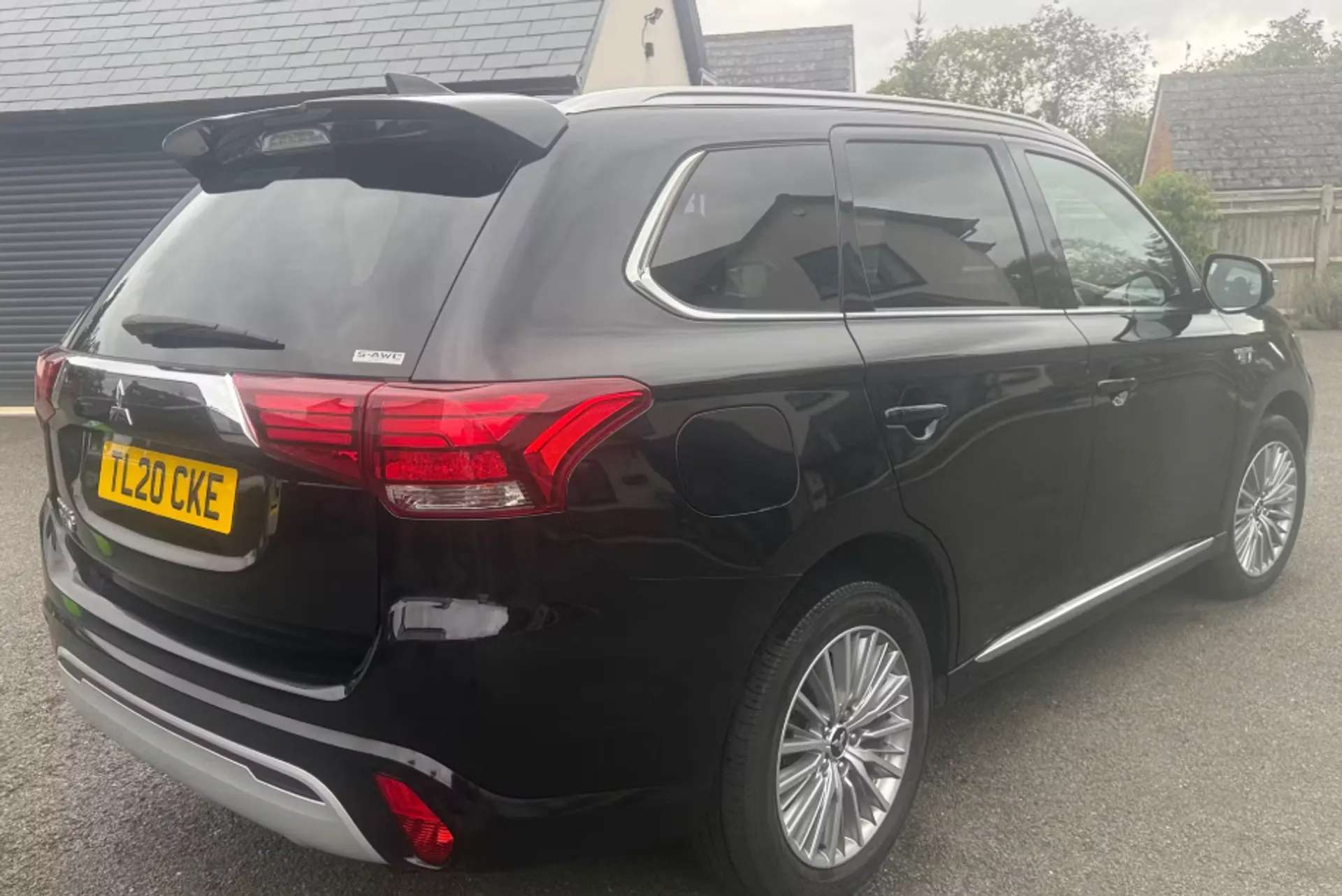 2021 MITSUBISHI OUTLANDER 2021 MITSUBISHI OUTLANDER