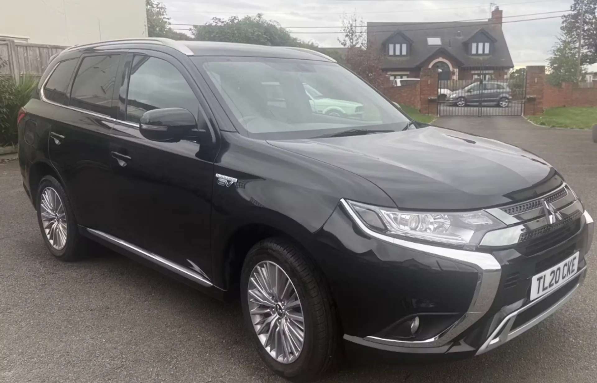 2021 MITSUBISHI OUTLANDER 2021 MITSUBISHI OUTLANDER